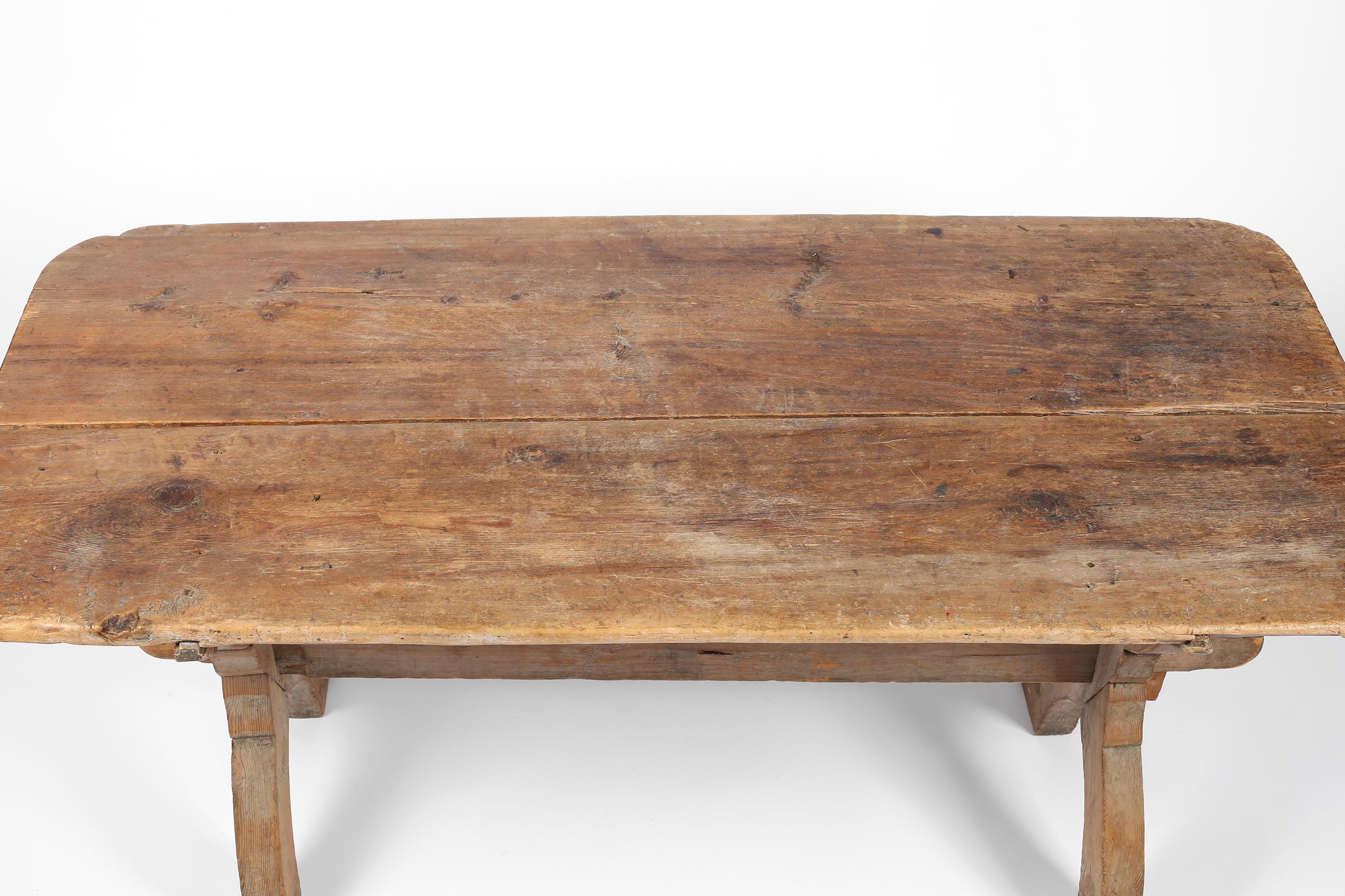 Early 19th Century Swedish 'Bockbord' Dining Table For Sale 1
