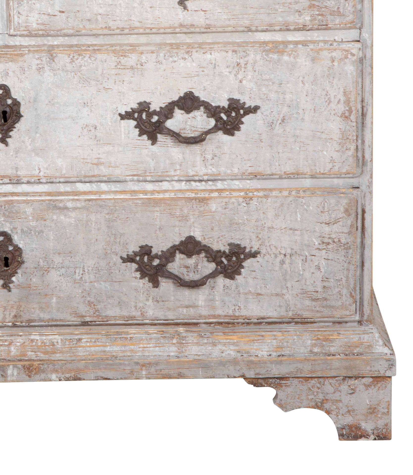 Early 19th Century Swedish Cabinet For Sale 3