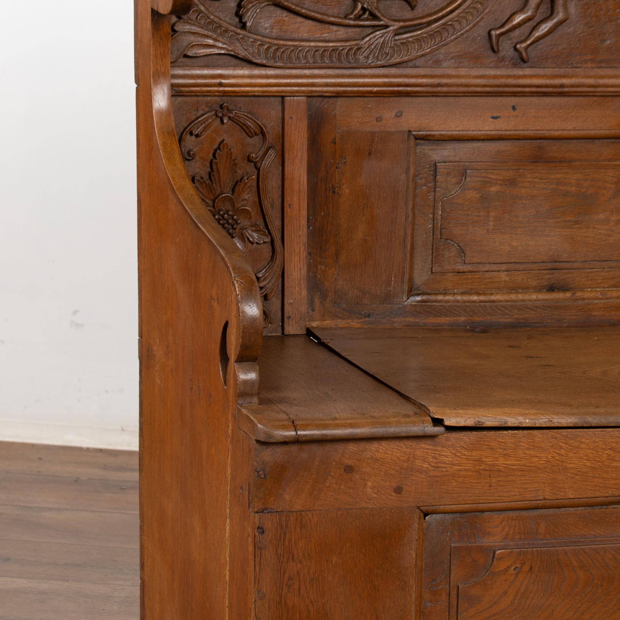Panca svedese di Oak intagliata dei primi del XIX secolo in vendita 6