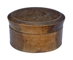 Early 19th century Swedish carved oak lidded box