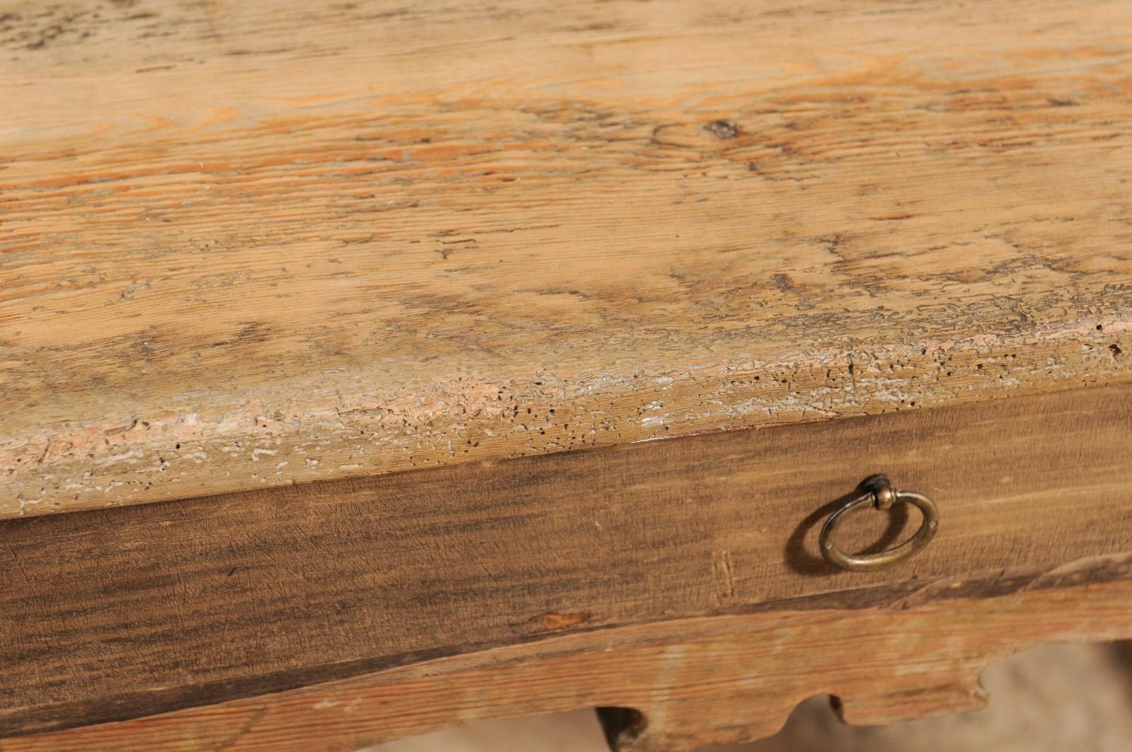 Schwedischer geschnitzter Holz-Schreibtisch mit Schublade, frühes 19. Jahrhundert im Angebot 1