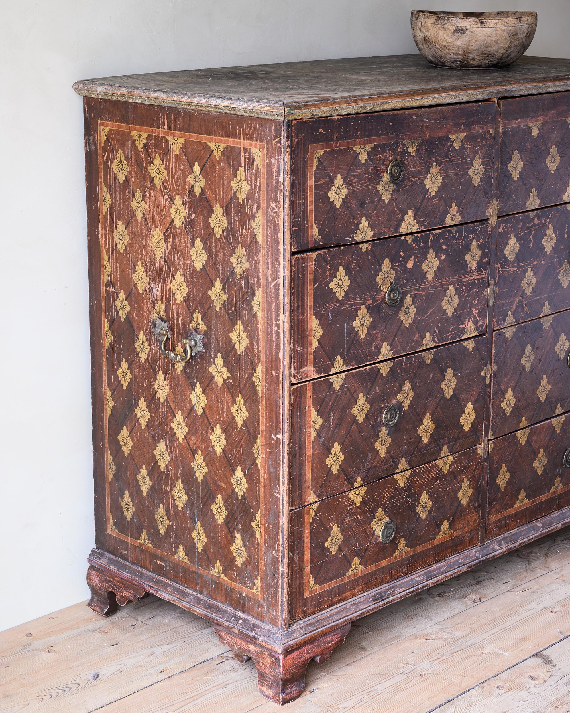 Gustavian Remarkable early 19th Century Swedish Chest of Drawers 