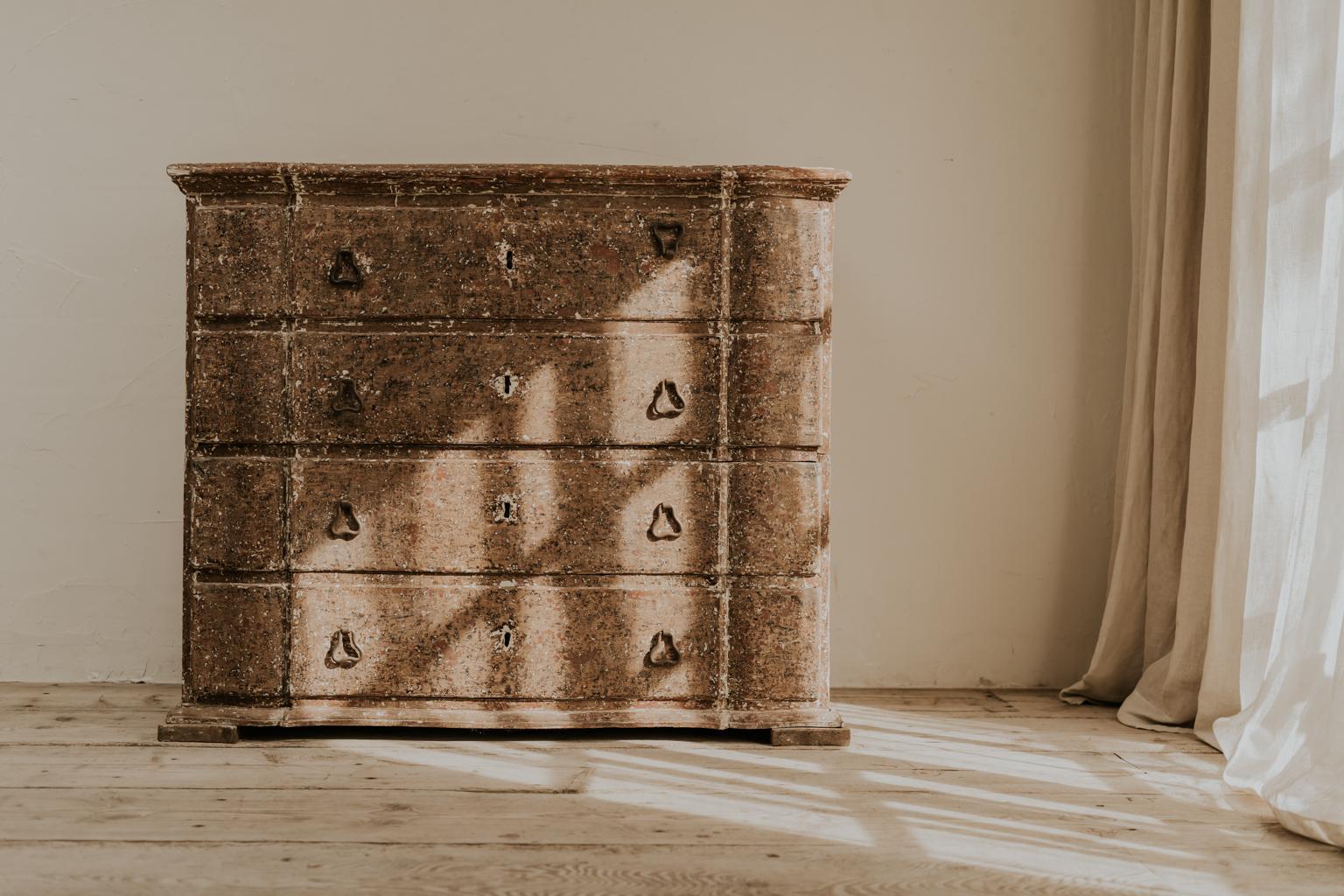 Hand-Painted Early 19th Century Swedish Chest of Drawers