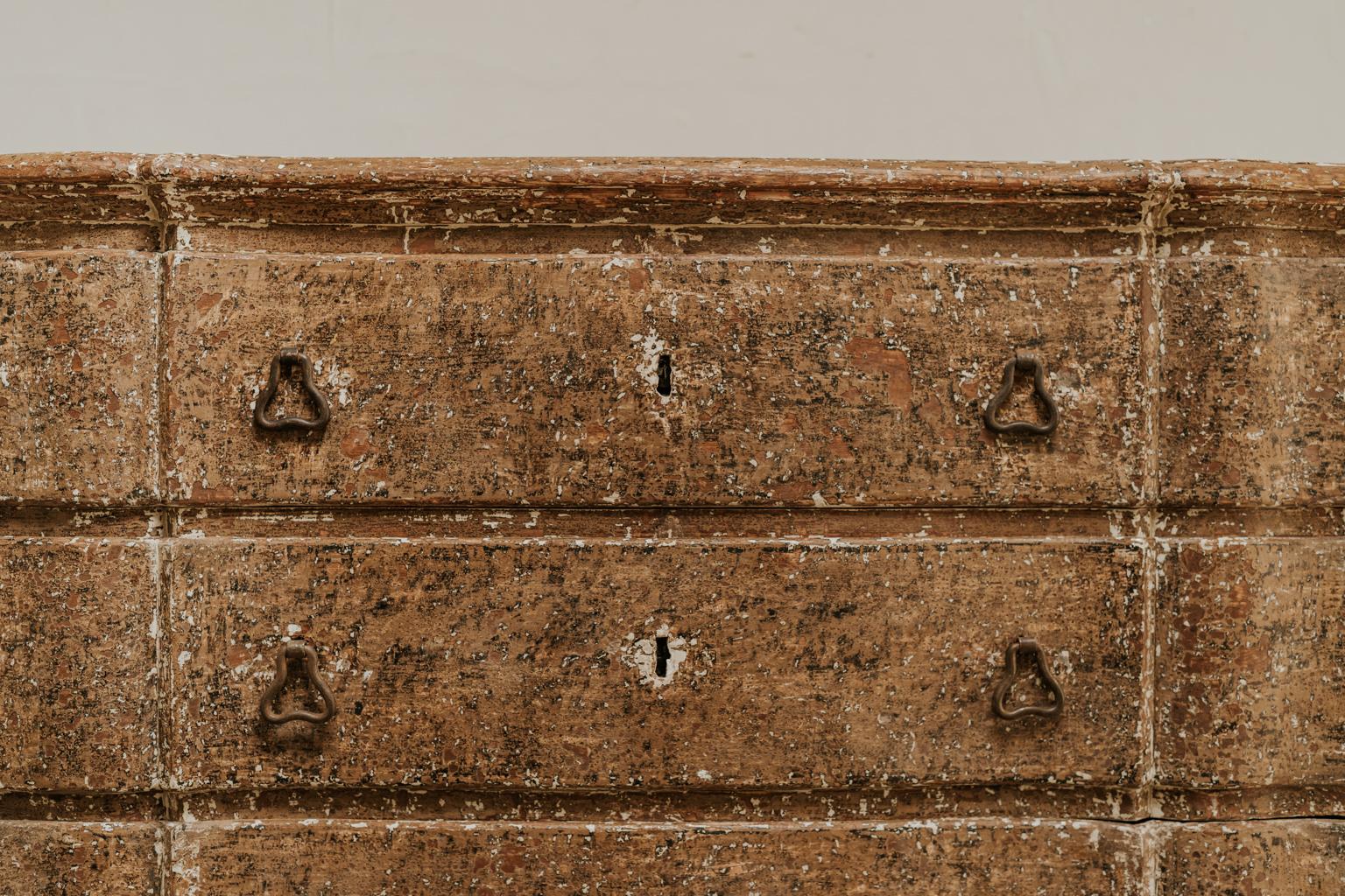 Early 19th Century Swedish Chest of Drawers 3