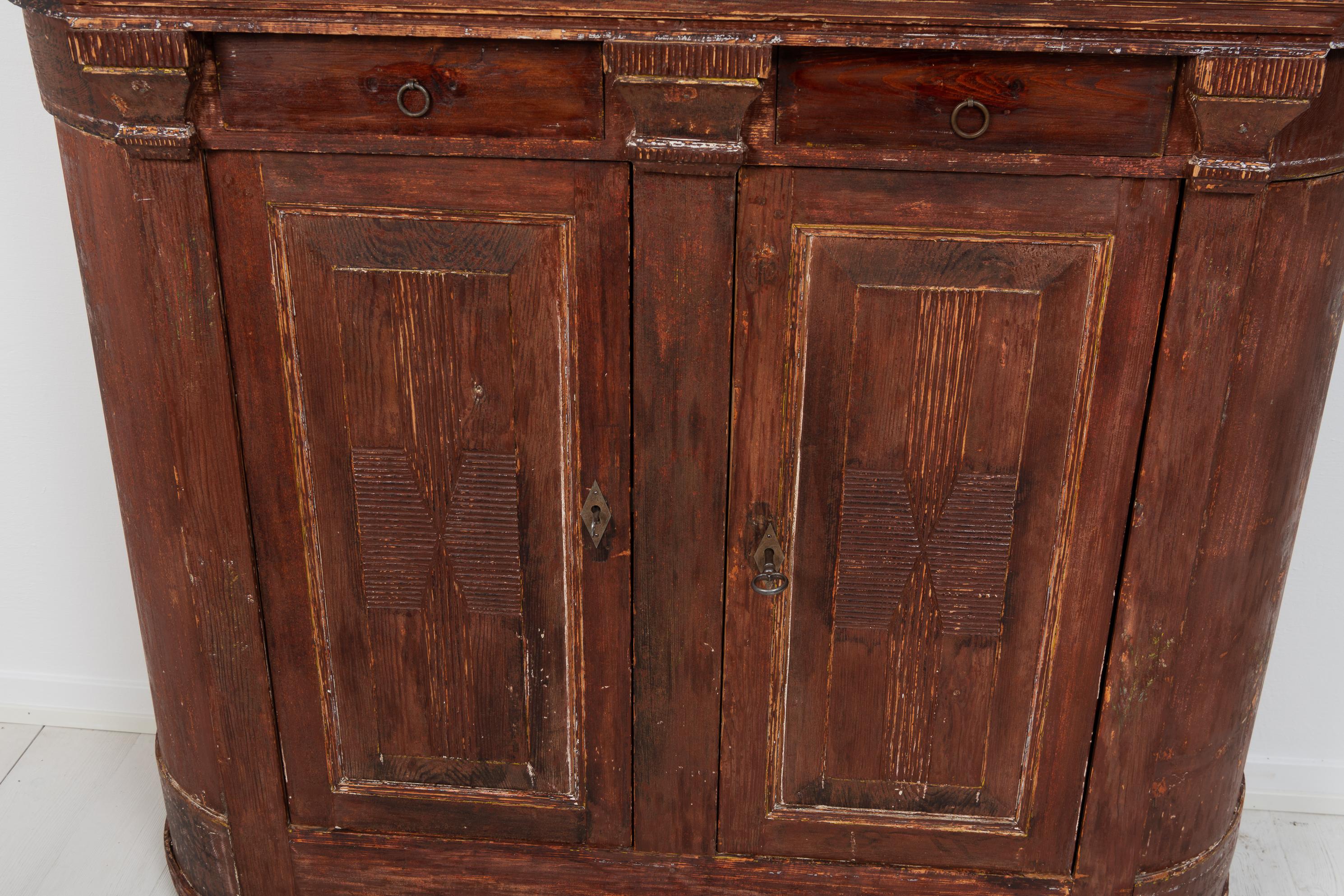 Early 19th Century Swedish Country Sideboard For Sale 5