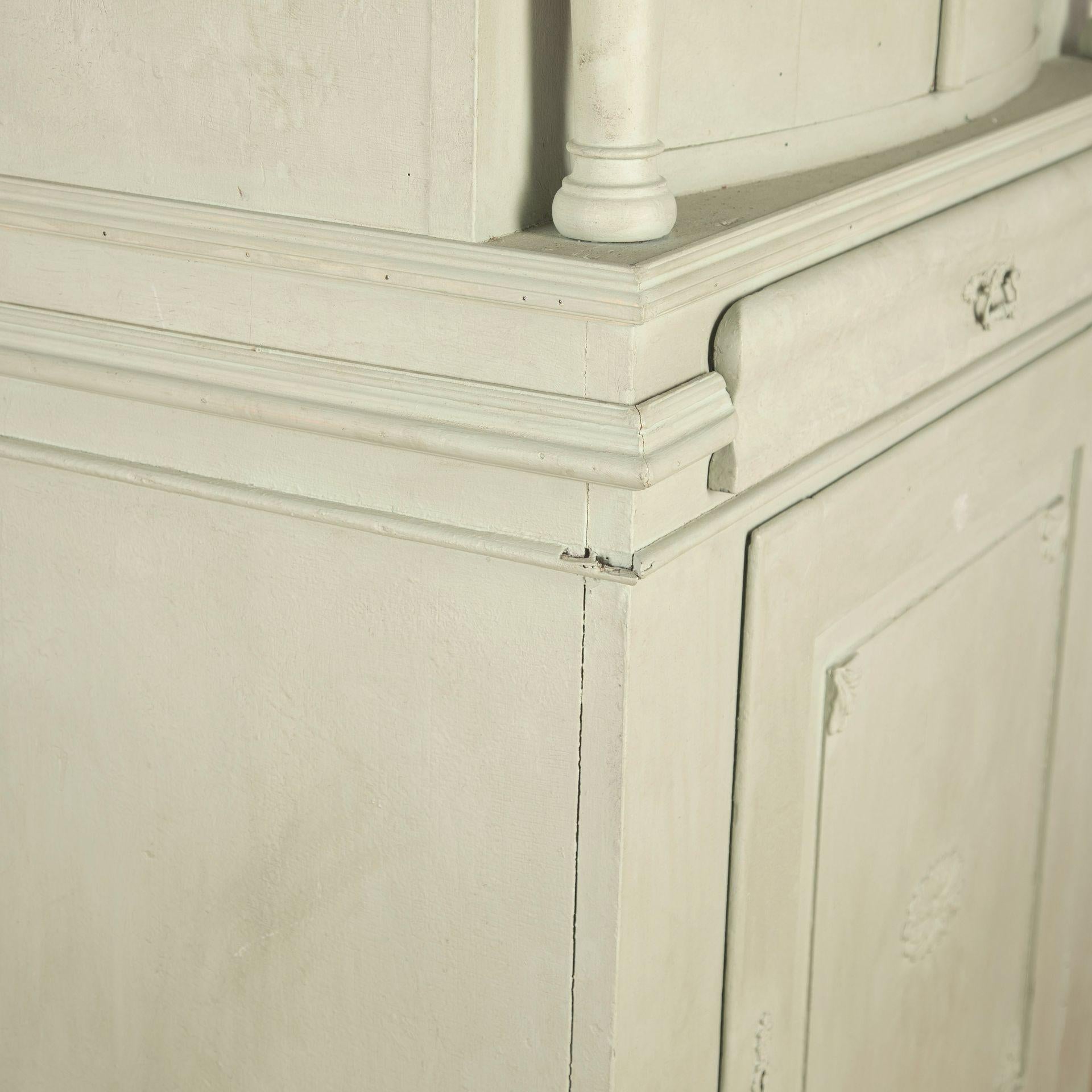 Early 19th Century Swedish Cupboard in vendita 4