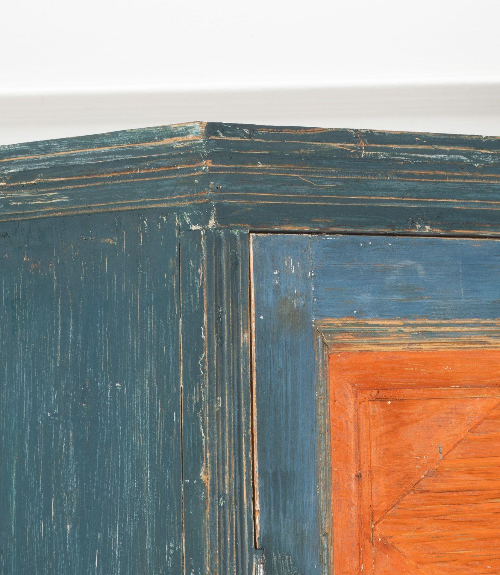 Credenza svedese dei primi del XIX secolo in vendita 2