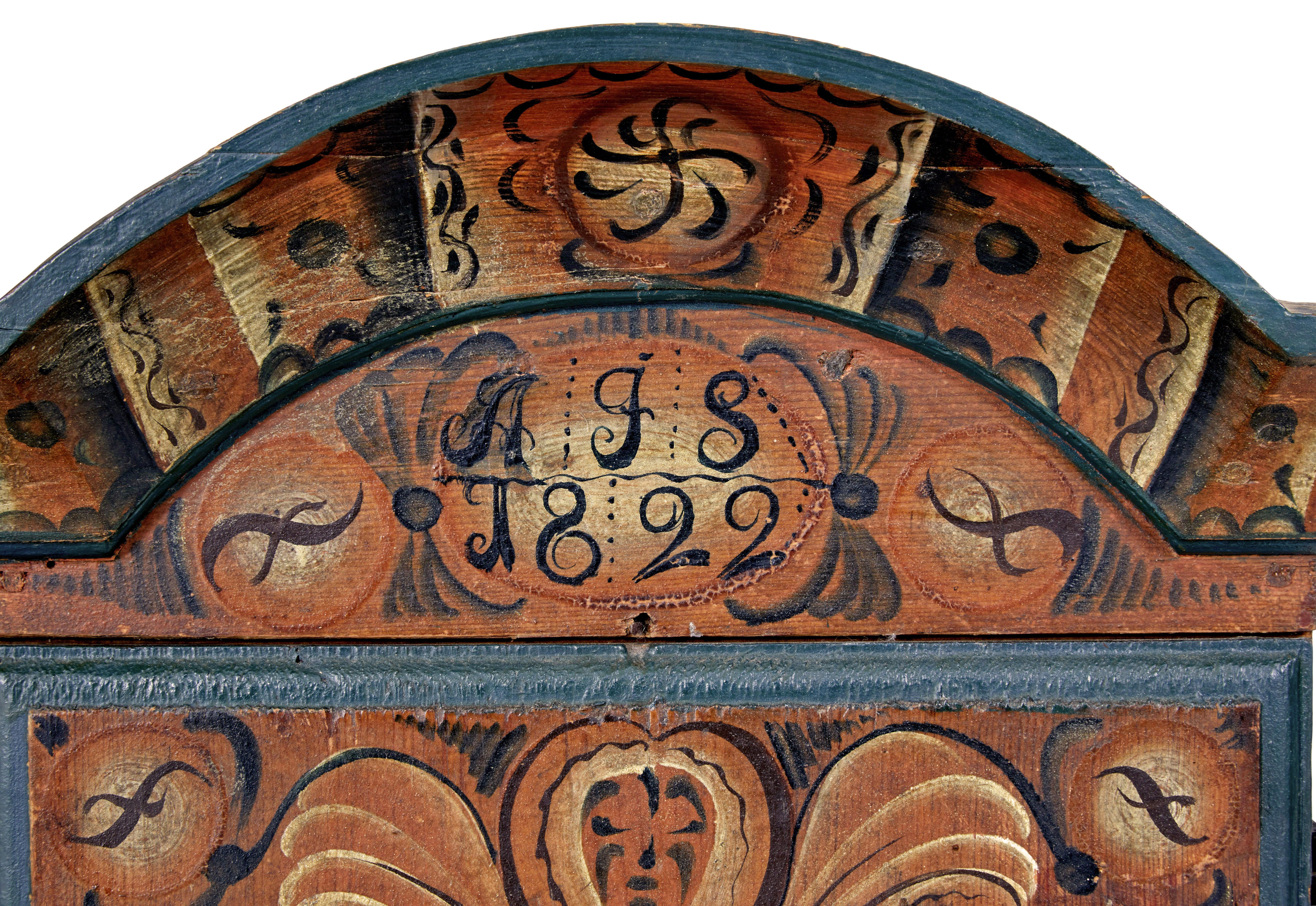 Pine Early 19th century Swedish Dalarna hand painted cupboard For Sale