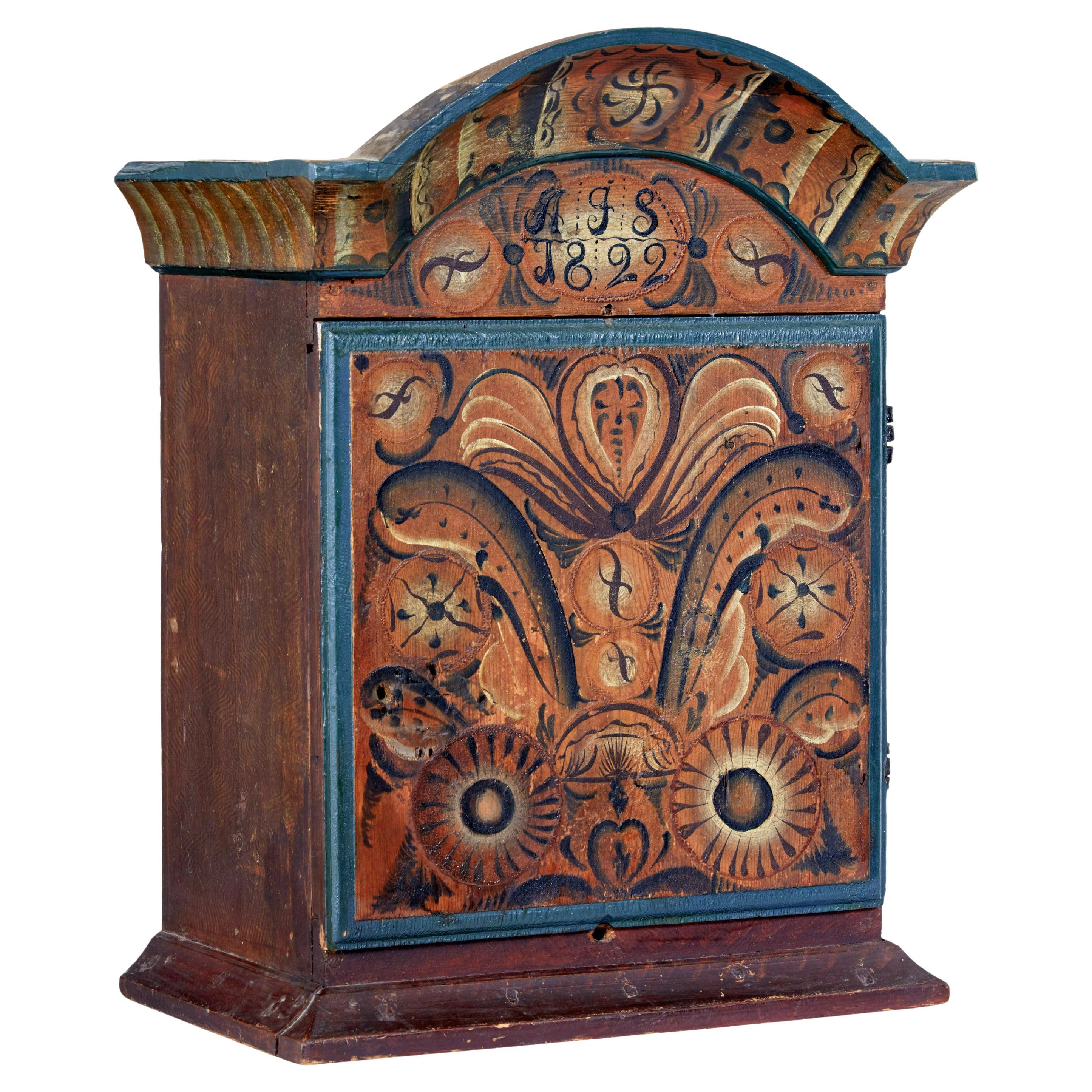 Early 19th century Swedish Dalarna hand painted cupboard For Sale