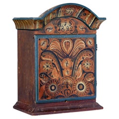 Early 19th century Swedish Dalarna hand painted cupboard