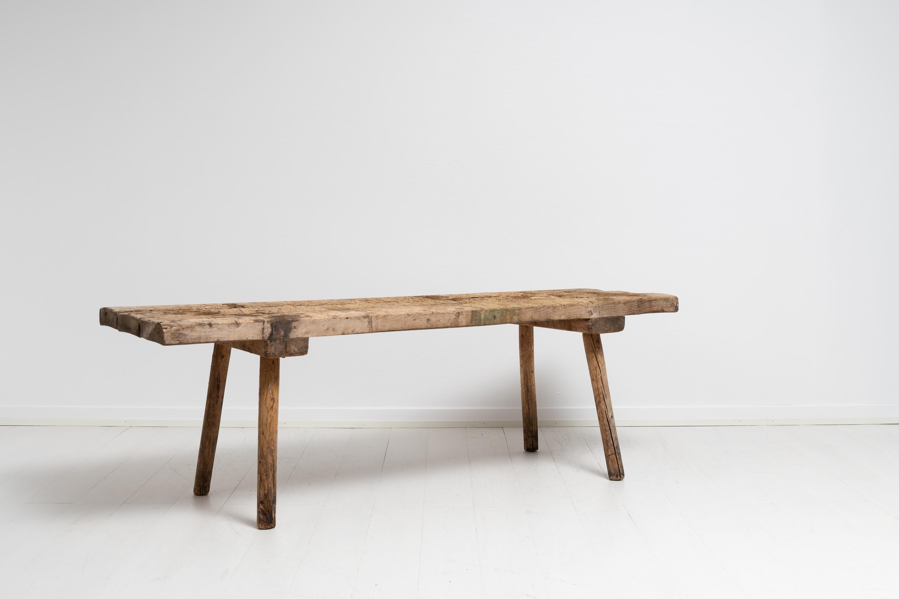 Early 19th Century Swedish Folk Art Rustic Work Bench Coffee Table In Good Condition For Sale In Kramfors, SE