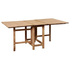Early 19th Century Swedish Gate-Leg Wood Dining Table