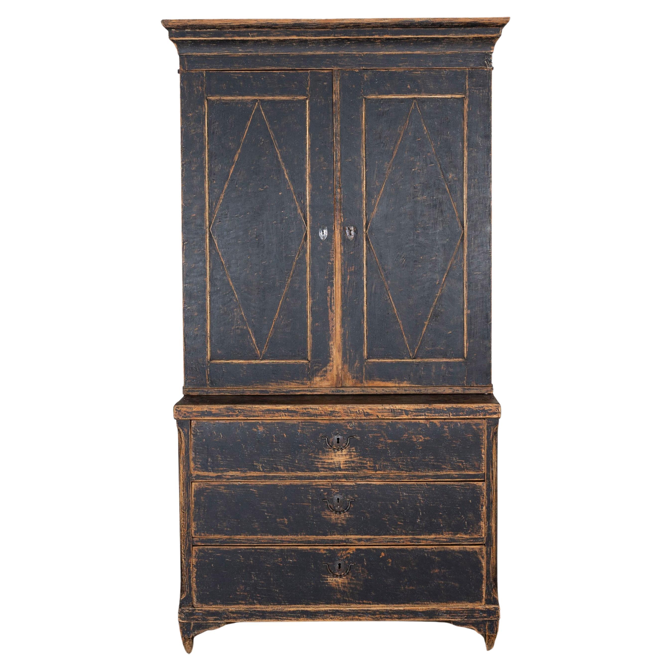 Early 19th Century Swedish Gustavian Cabinet from Värmland, Repainted in Black For Sale