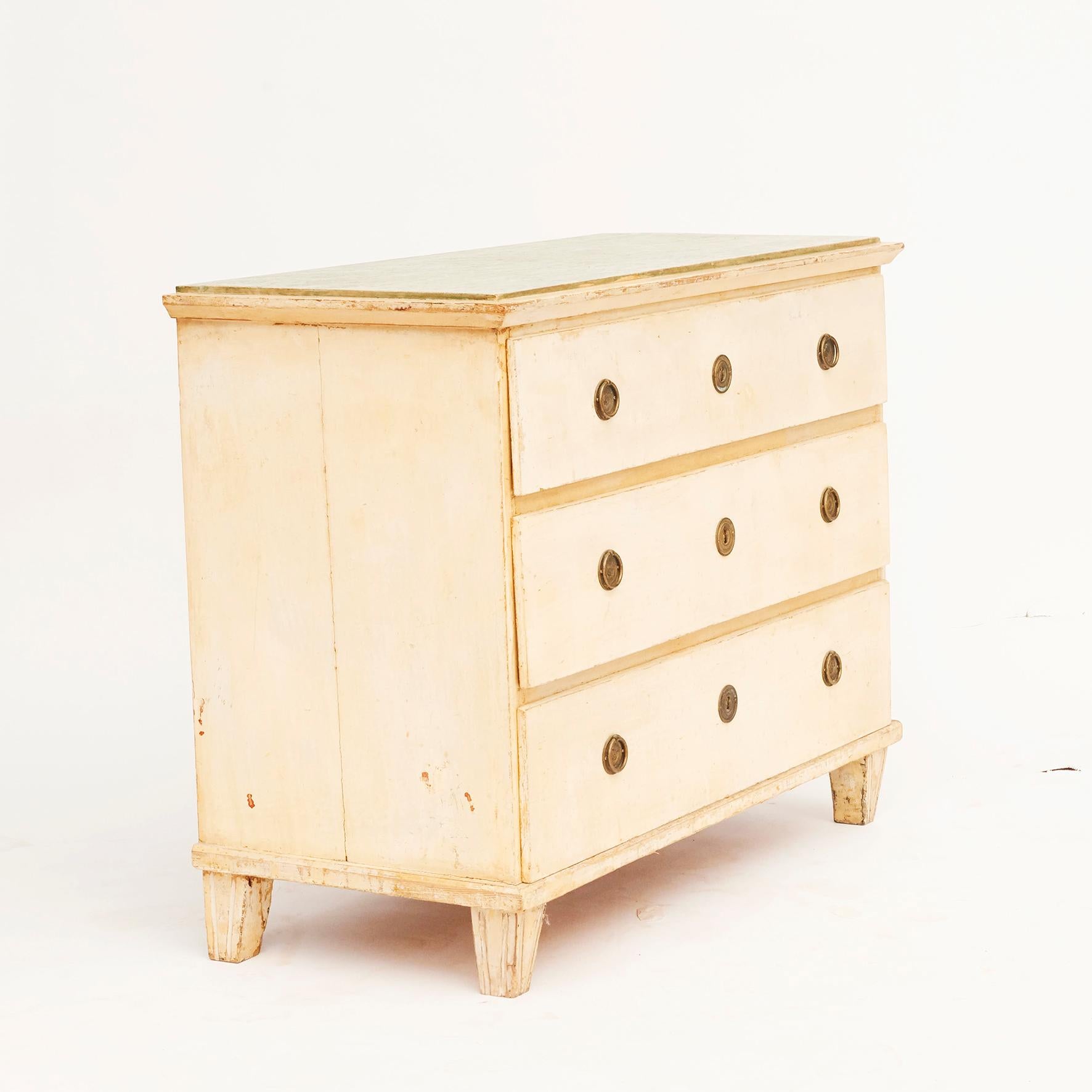 Early 19th Century Swedish Gustavian Chest of Drawers In Good Condition In Kastrup, DK