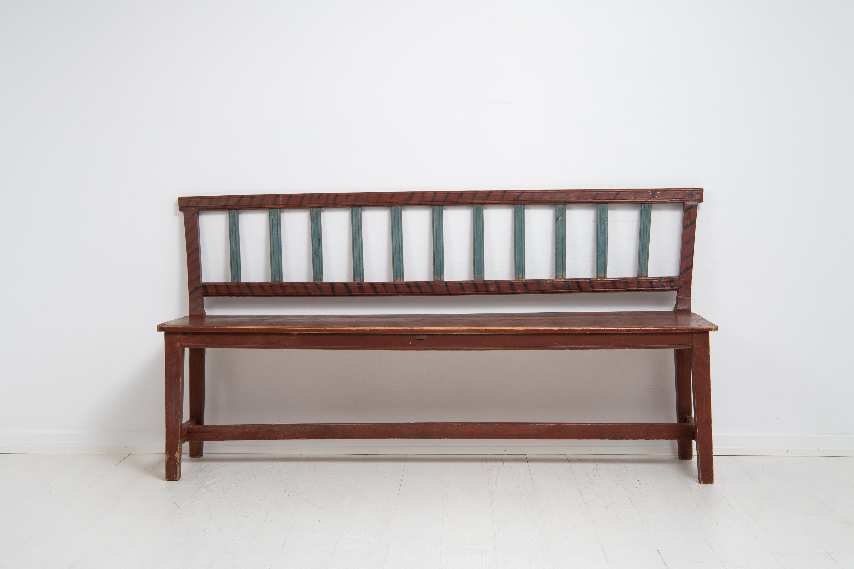 Schwedisches Gustavianisches Volkskunst-Sofa oder -Bank aus dem frühen 19. Jahrhundert (Handgefertigt) im Angebot
