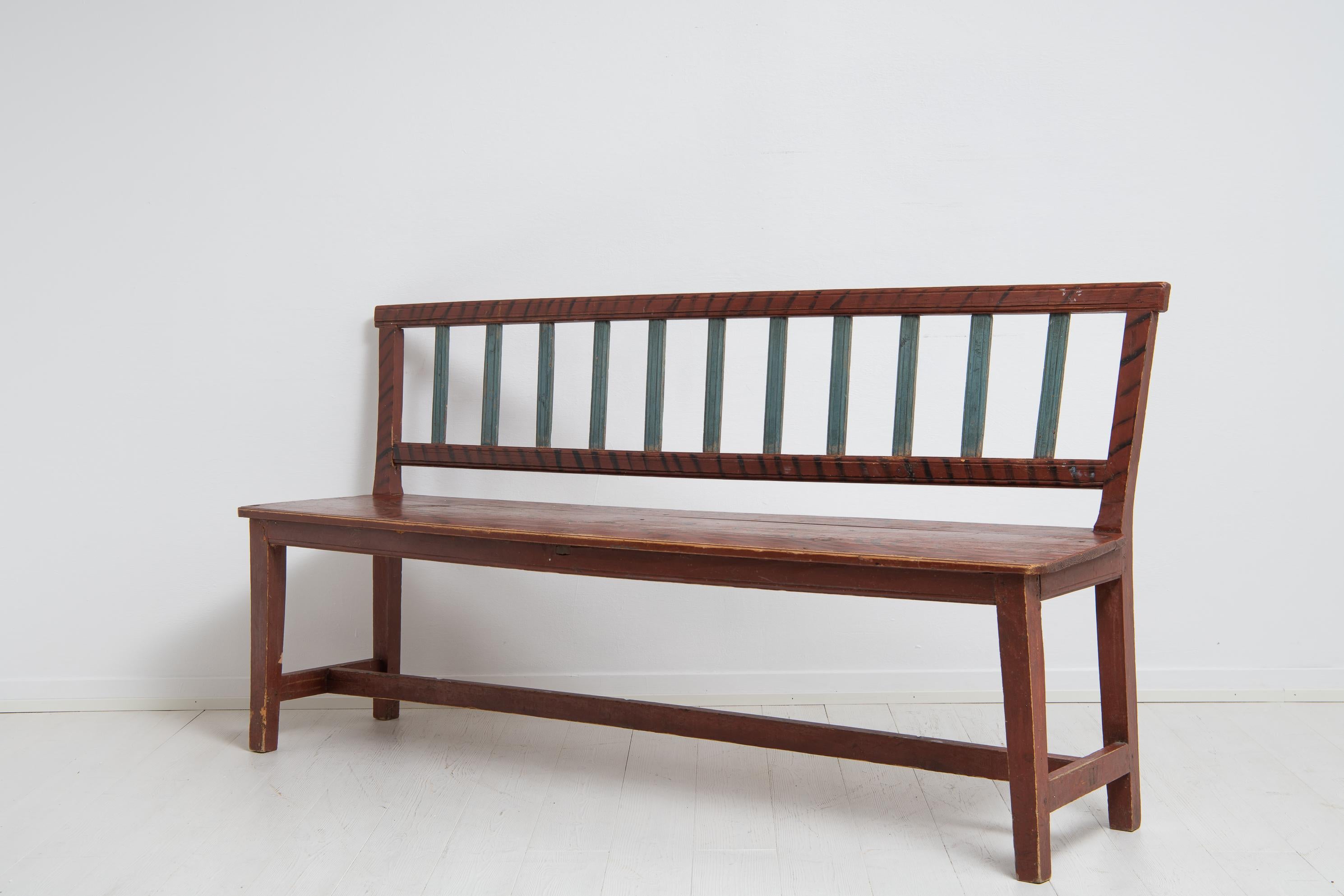 Schwedisches Gustavianisches Volkskunst-Sofa oder -Bank aus dem frühen 19. Jahrhundert im Zustand „Gut“ im Angebot in Kramfors, SE