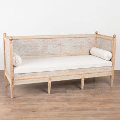 Panca-seduta svedese gustaviana dipinta di grigio dell'inizio del XIX secolo