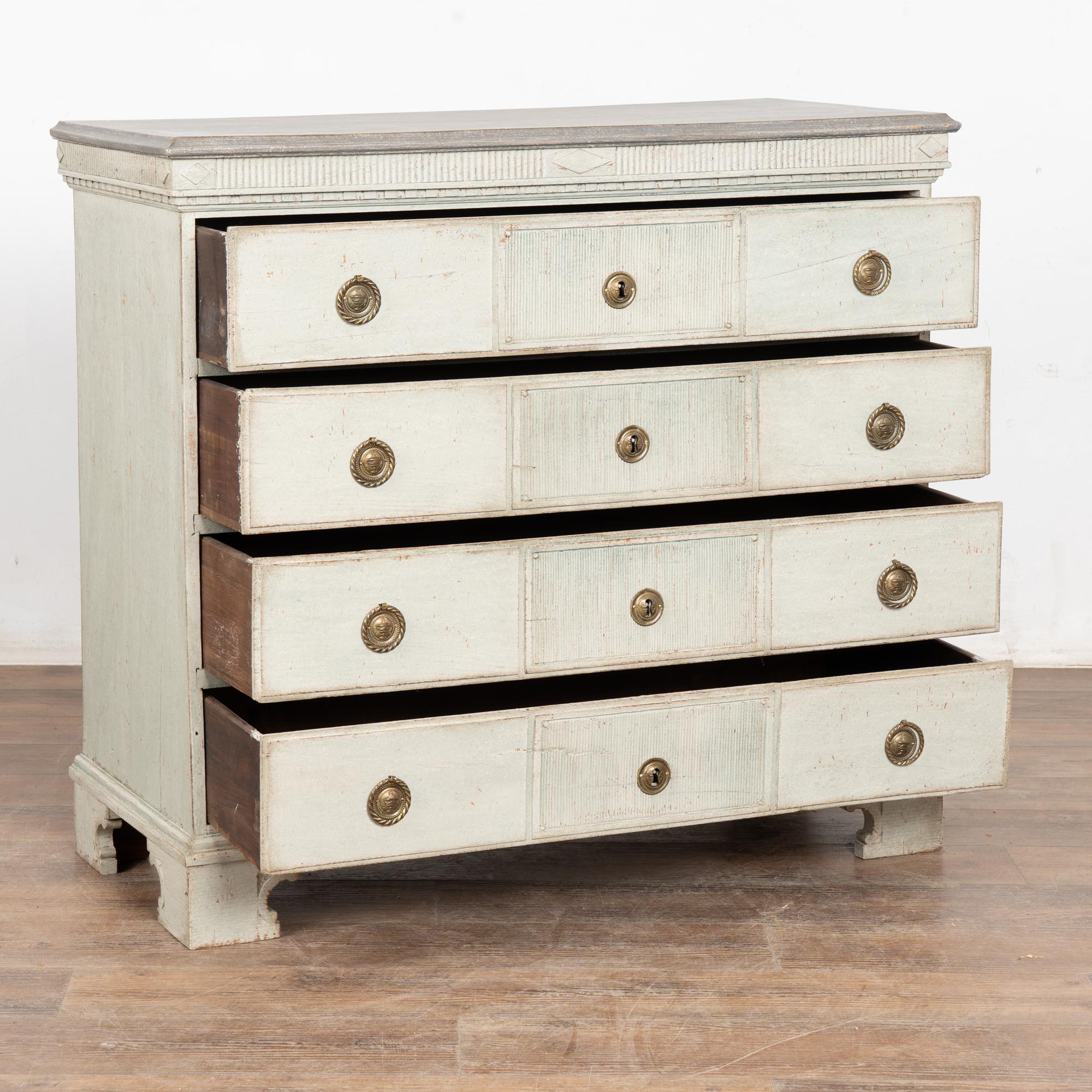 Early 19th Century Swedish Gustavian Large Gray Chest of Four Drawers In Fair Condition For Sale In Round Top, TX