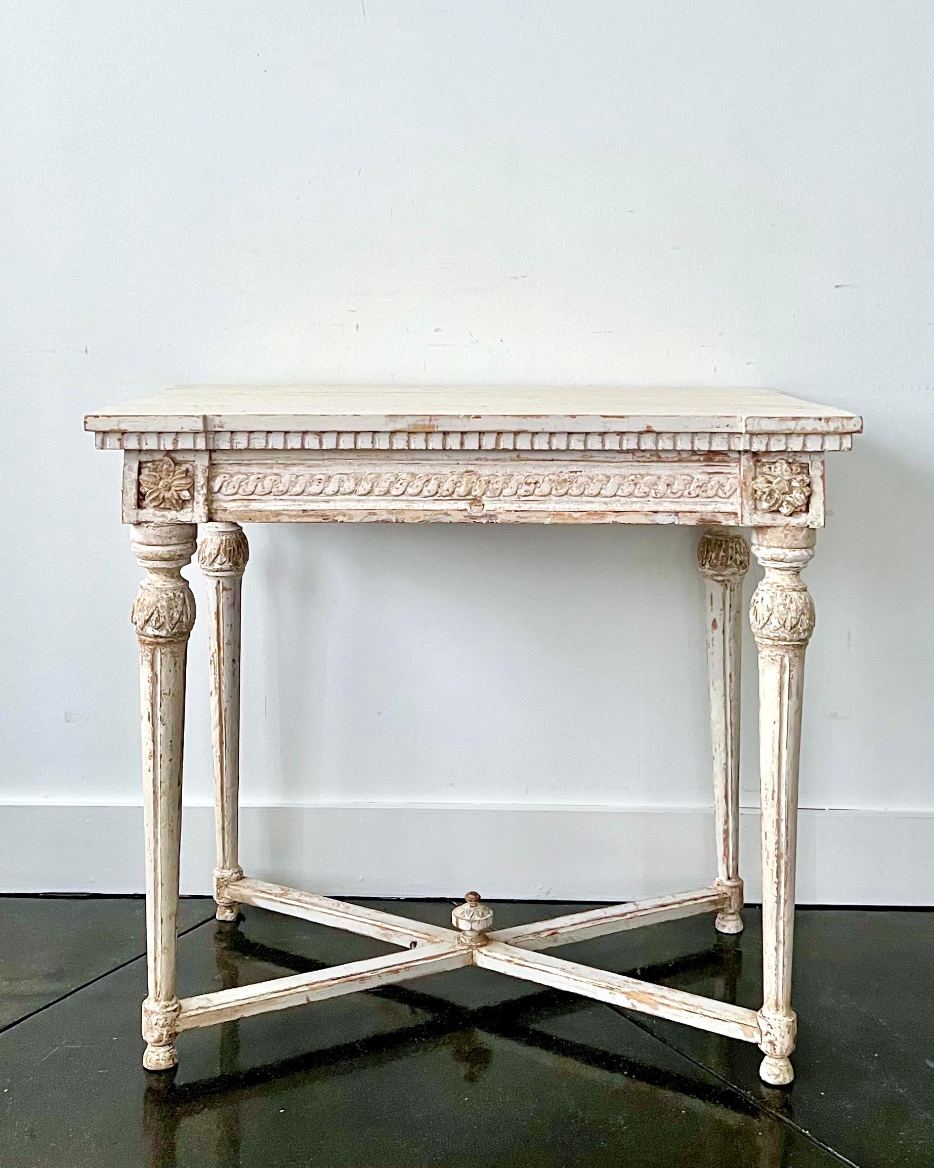 Hand-Carved Early 19th Century Swedish Gustavian Neoclassical Painted Console Table