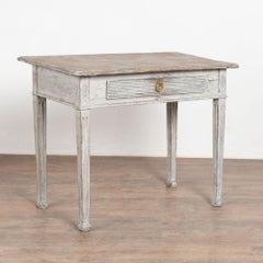 Mesa auxiliar sueca de pino pintada de gris original de principios del siglo XIX