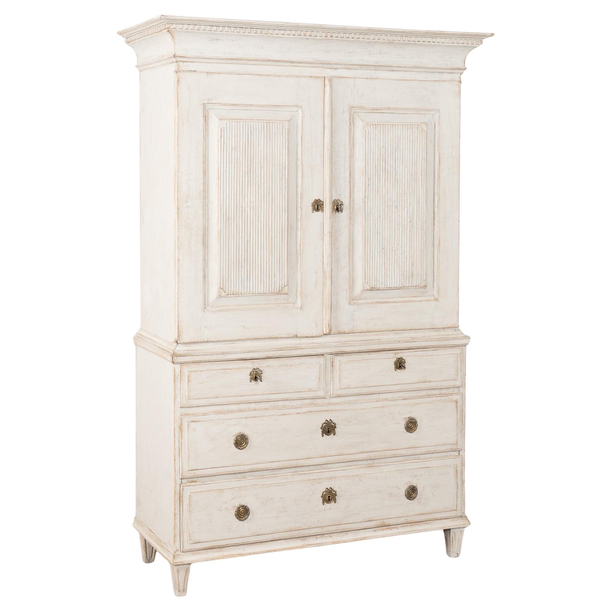 Early 19th Century Swedish Gustavian White Painted Cabinet