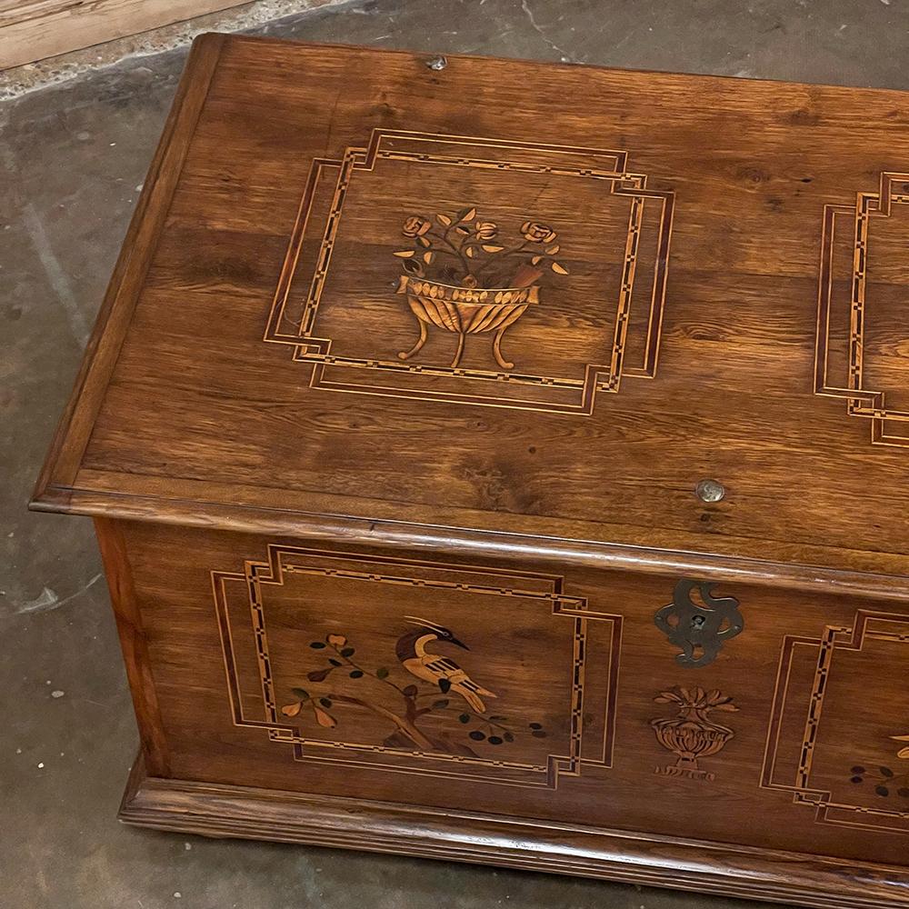 Early 19th Century Swedish Inlaid Trunk with Marquetry In Good Condition For Sale In Dallas, TX