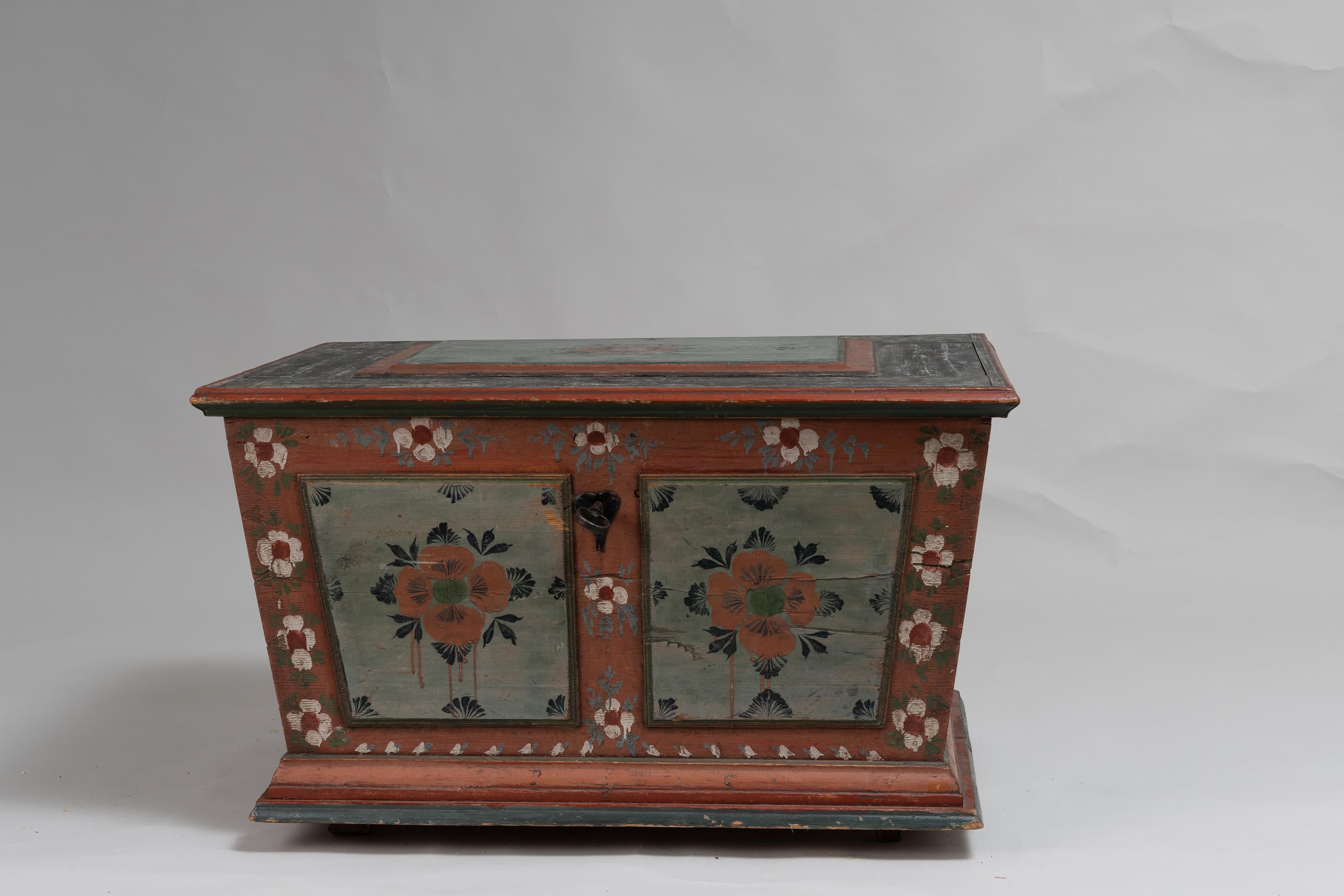 Hand-Crafted Early 19th Century Swedish Painted Folk Art Pine Chest