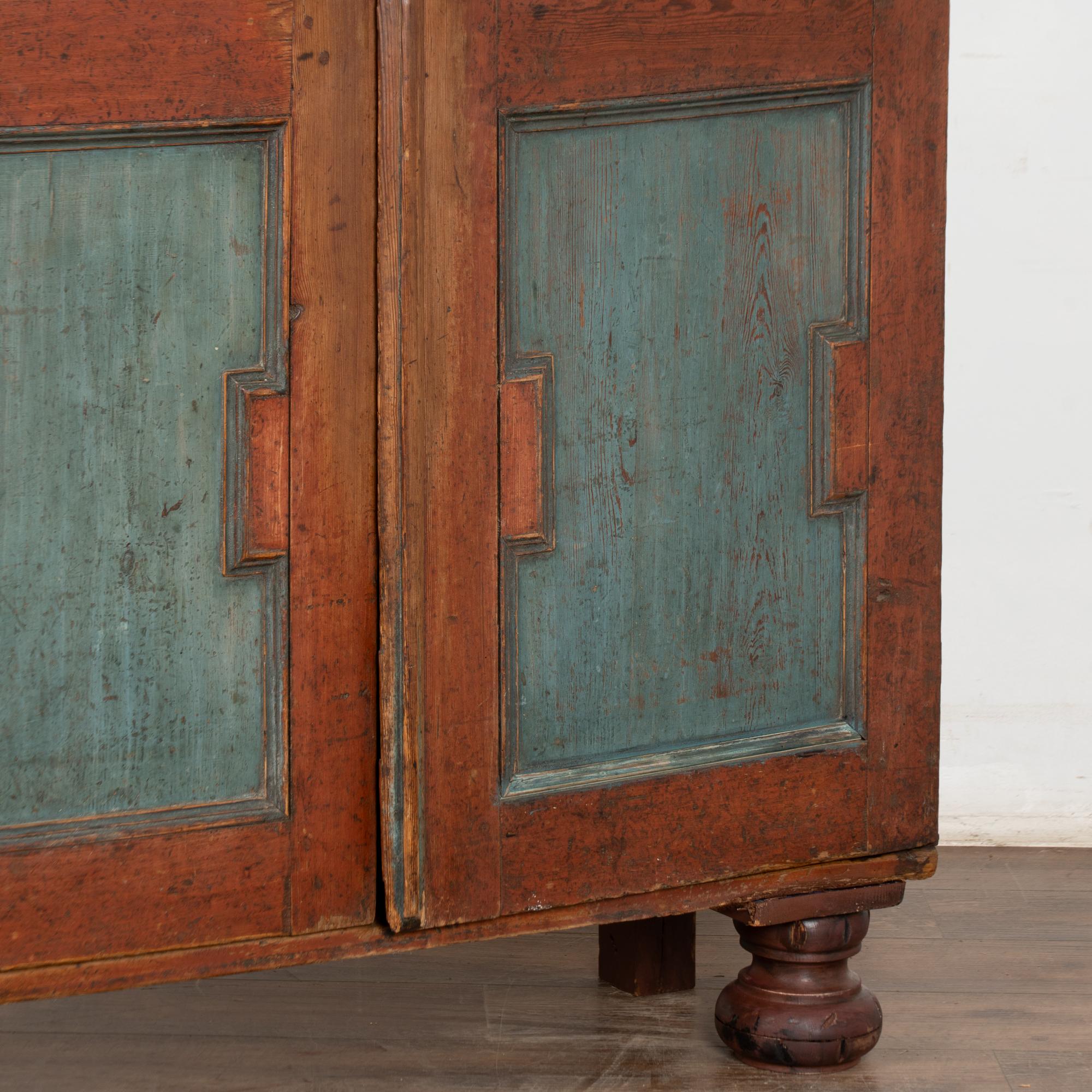 Early 19th Century Swedish Painted Pine Cabinet Armoire For Sale 8