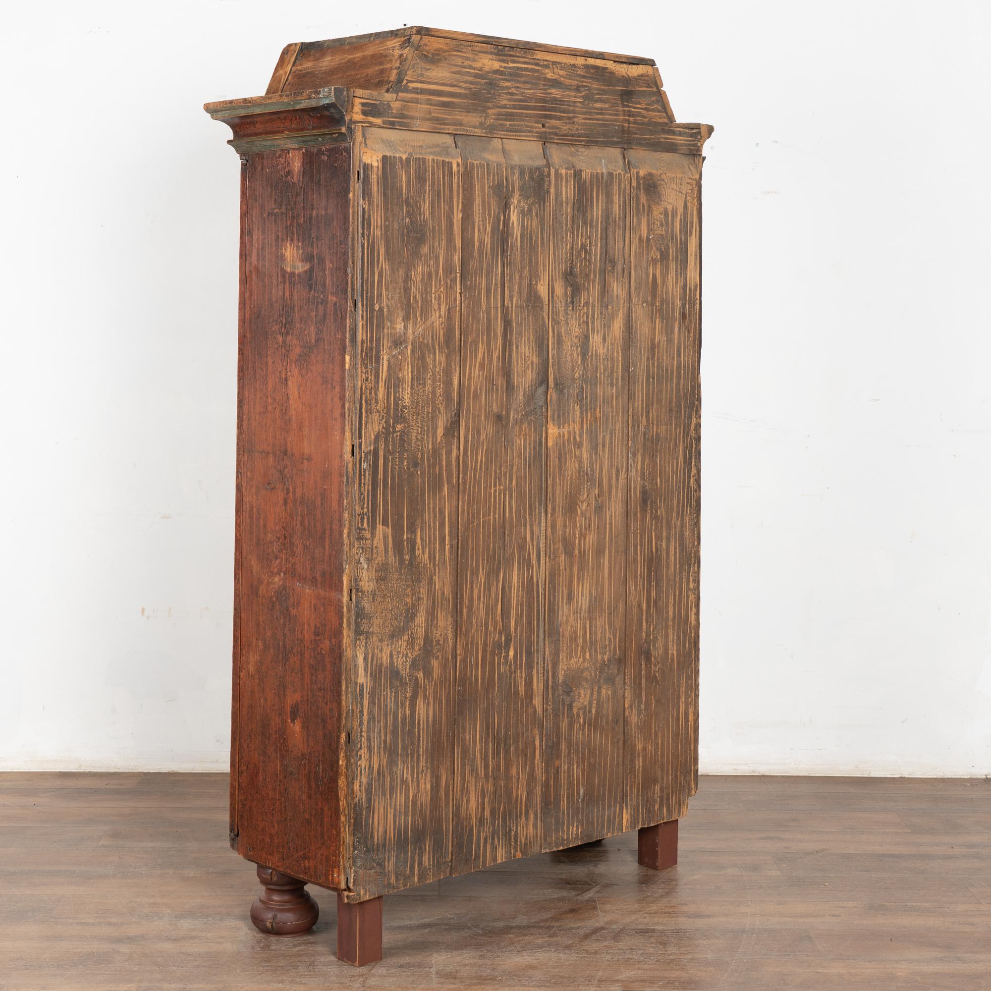 Early 19th Century Swedish Painted Pine Cabinet Armoire For Sale 9