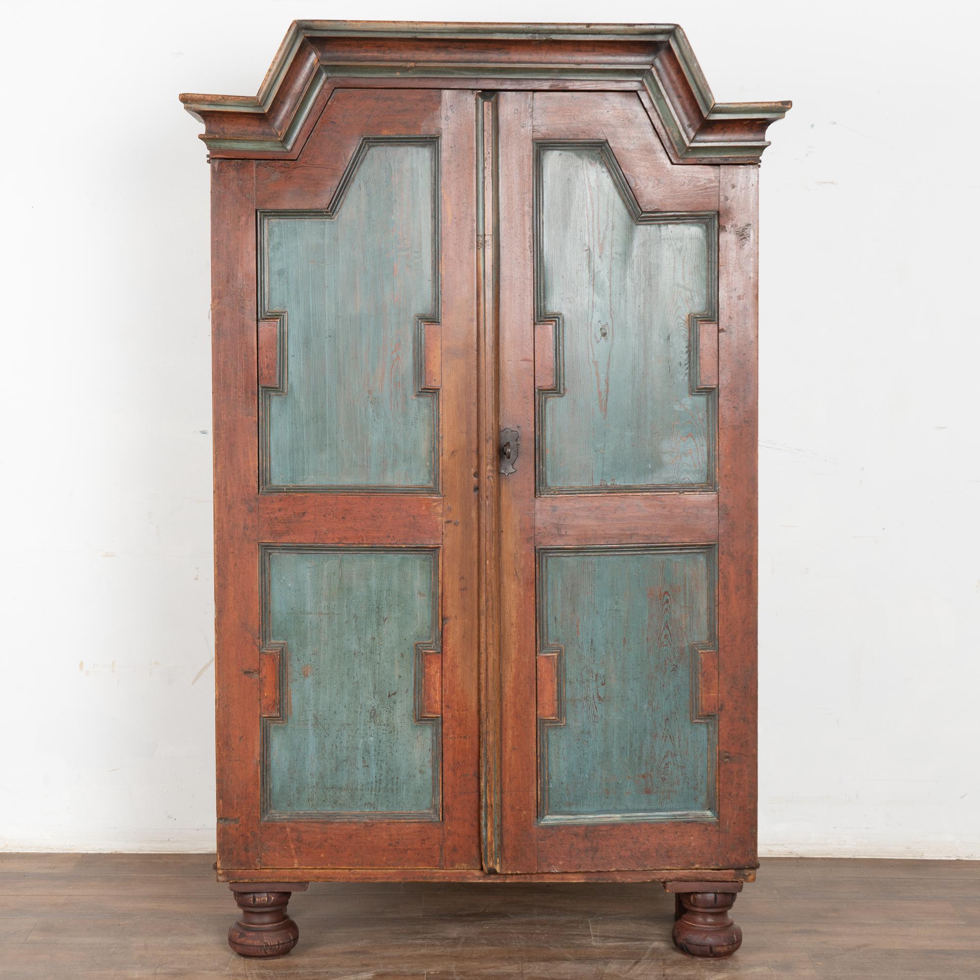Early 19th Century Swedish Painted Pine Cabinet Armoire In Good Condition For Sale In Round Top, TX