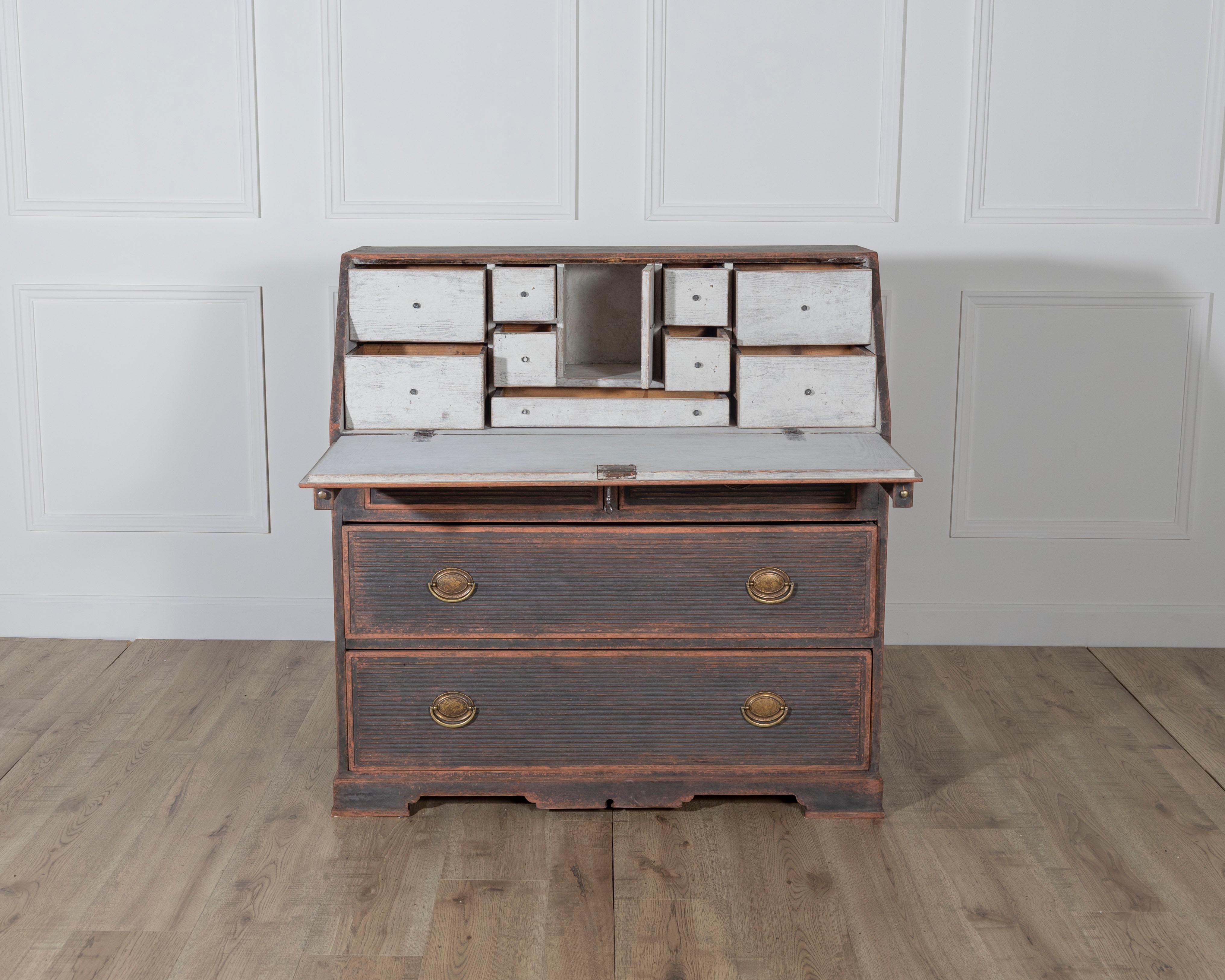 Early 19th Century Swedish Secretary in Black with Painted Interior, circa 1810 In Good Condition For Sale In Atlanta, GA