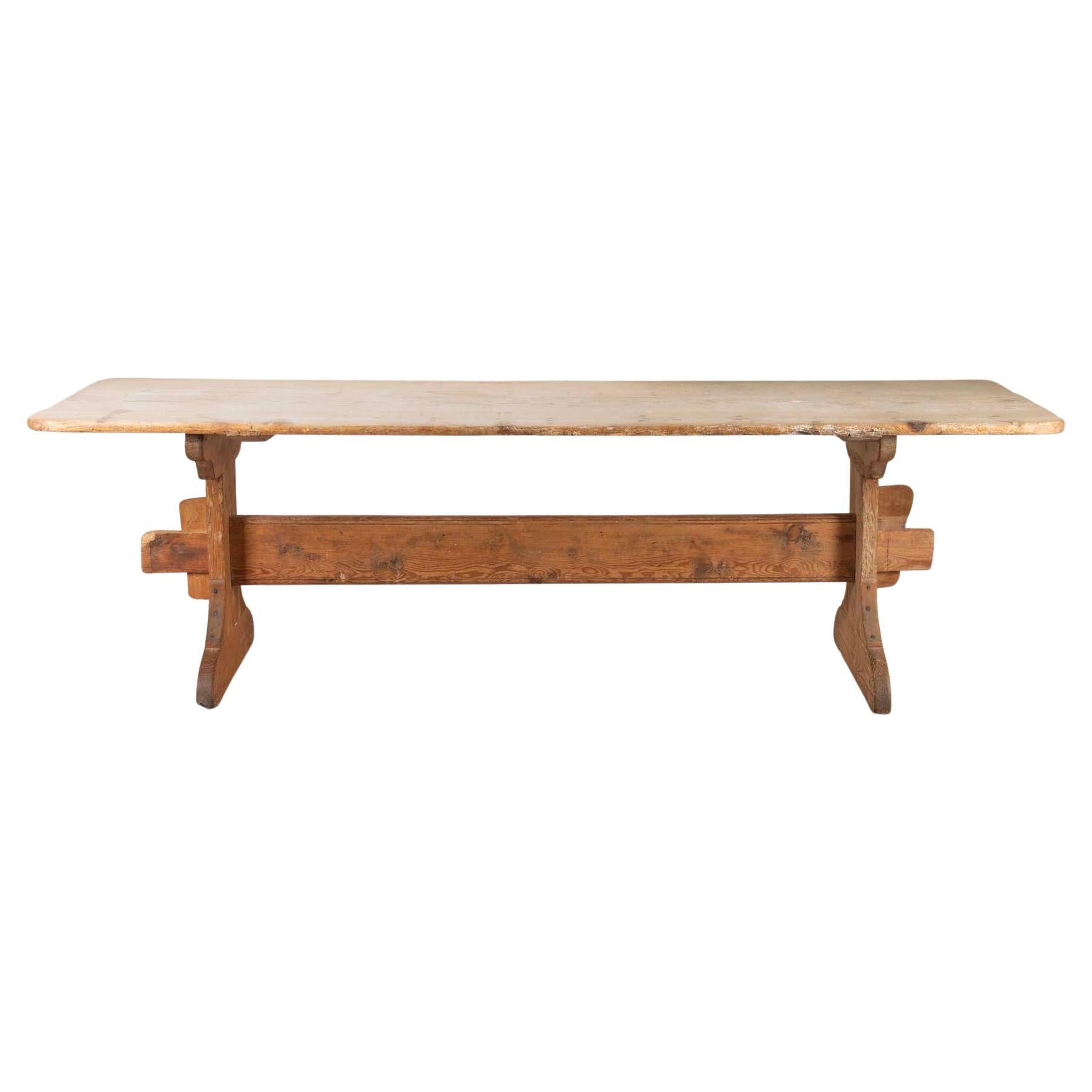 Tavolo svedese a cavalletto dei primi del XIX secolo