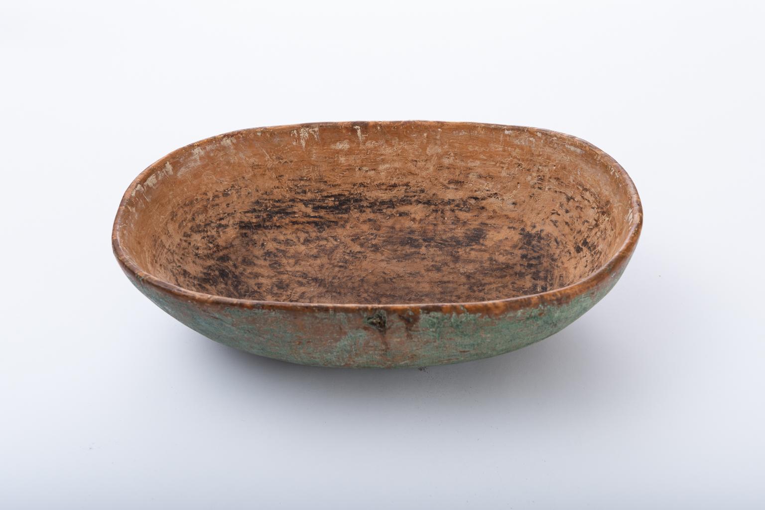 Early 19th Century Swedish Wooden Bowl in Original Condition In Good Condition In Kramfors, SE