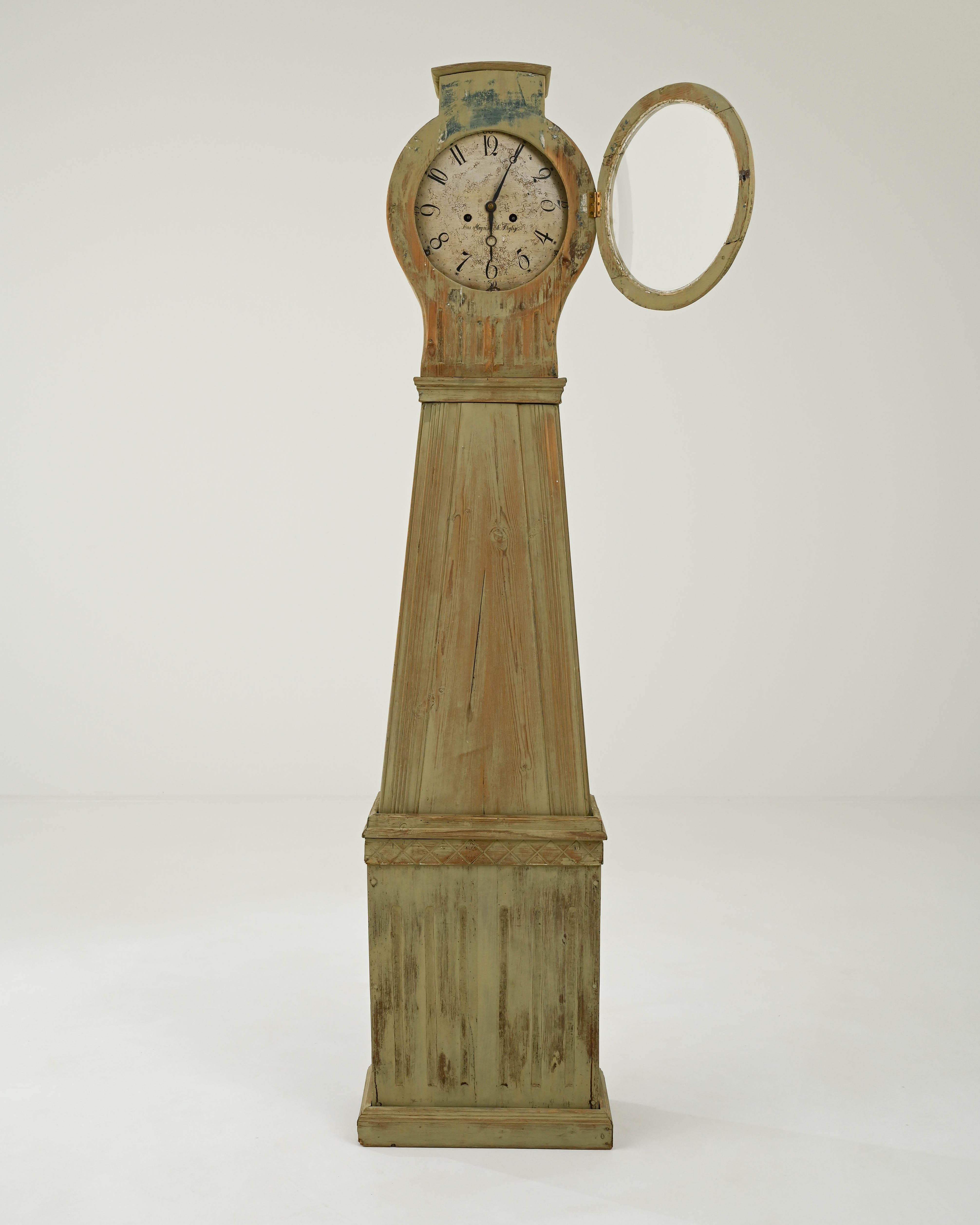 Gustavian Early 19th Century Swedish Wooden Clock For Sale