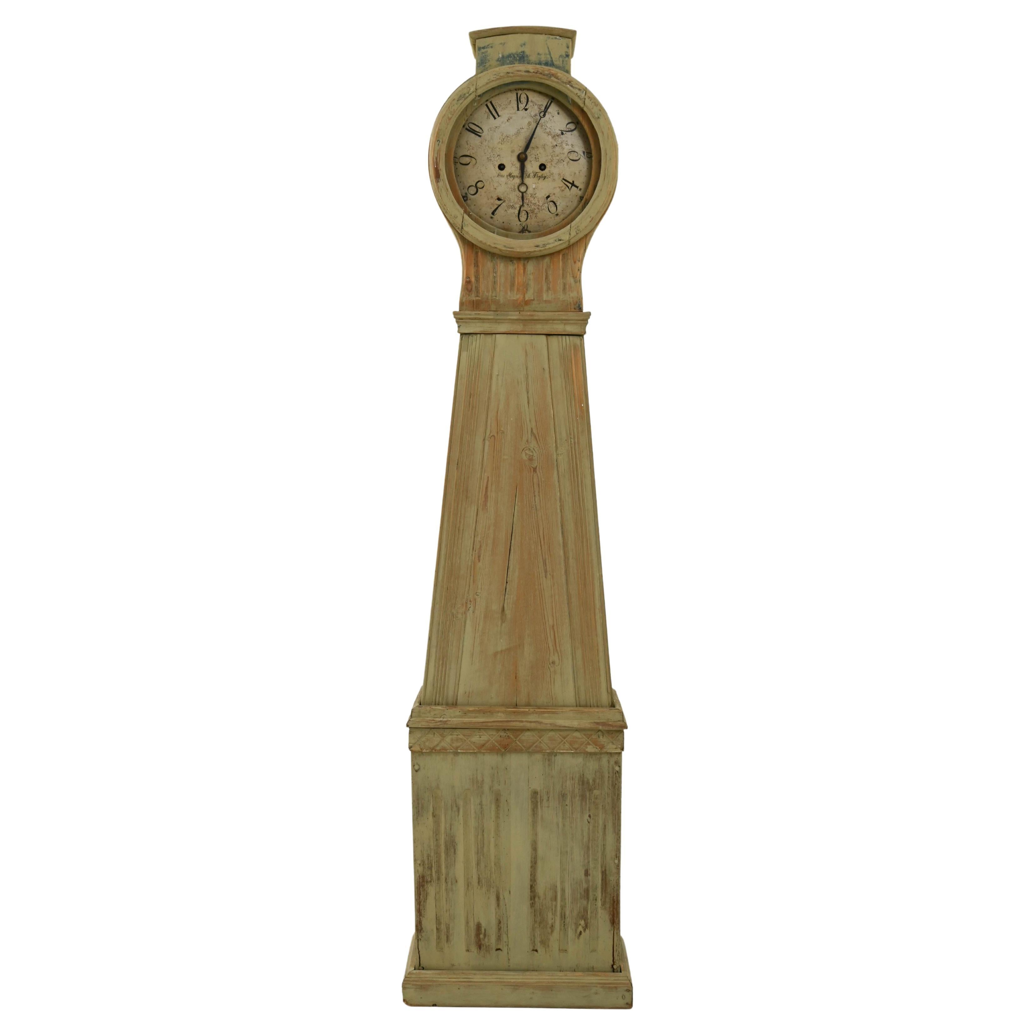 Horloge suédoise en bois du début du 19e siècle