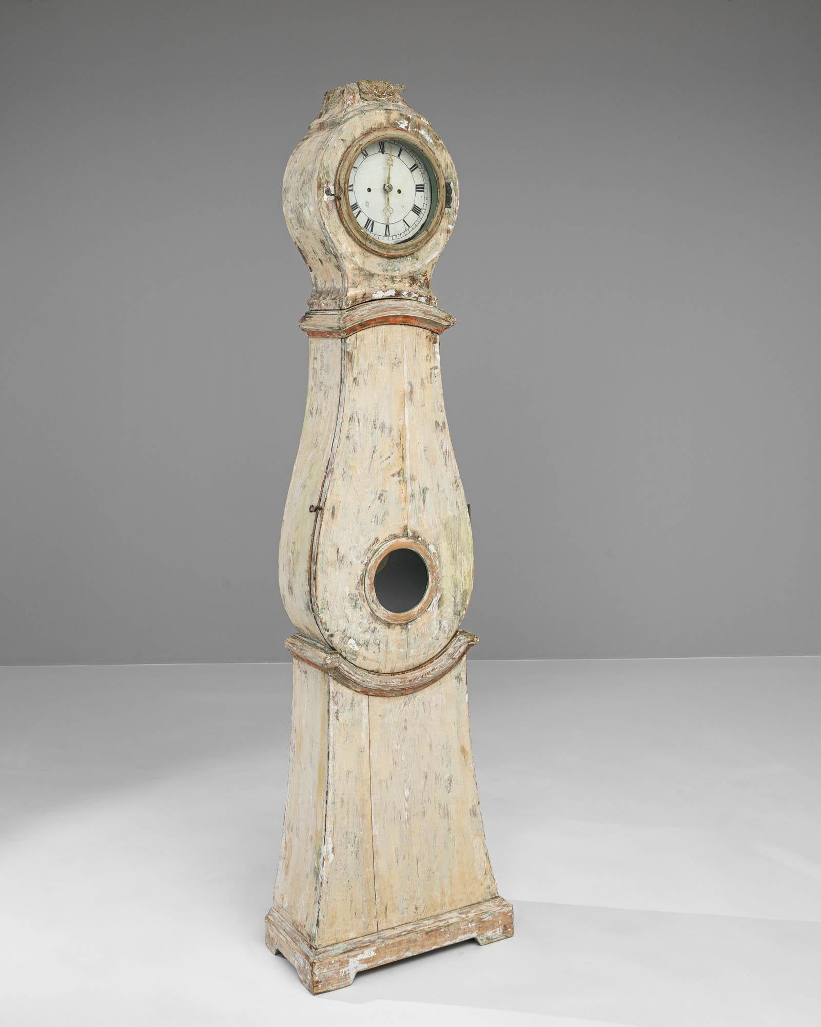 Bois Horloge en bois suédoise du début du 19e siècle en vente