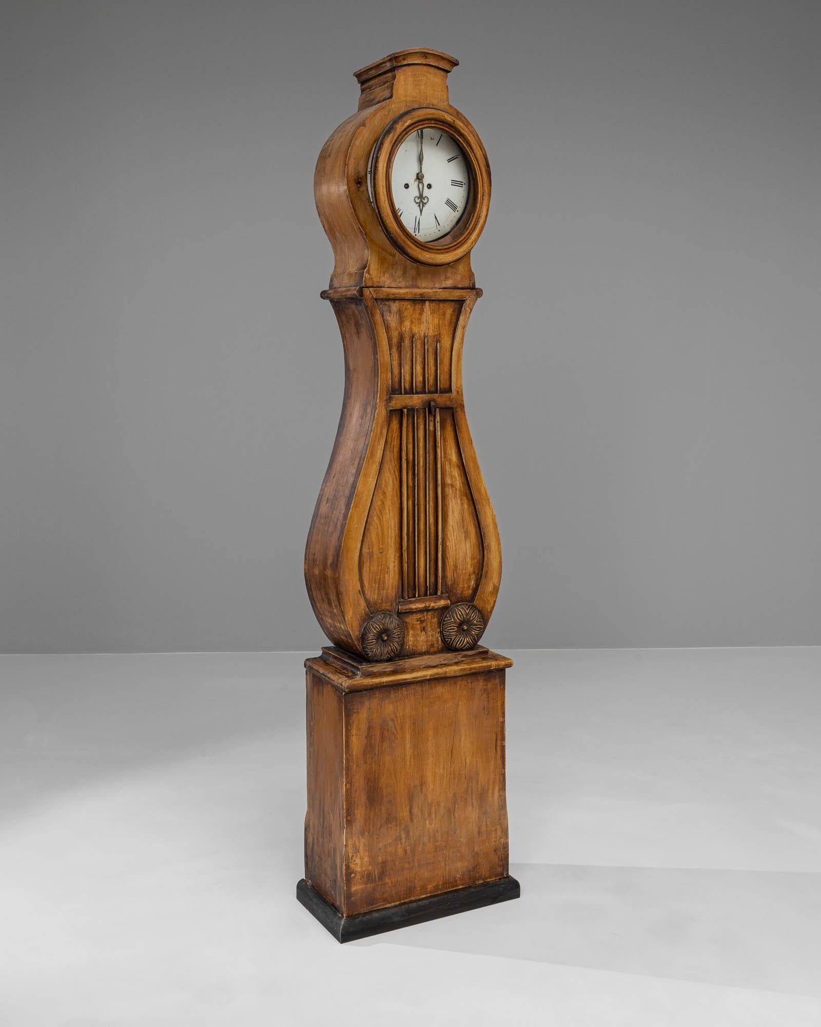 Horloge en bois suédoise du début du 19e siècle en vente 2