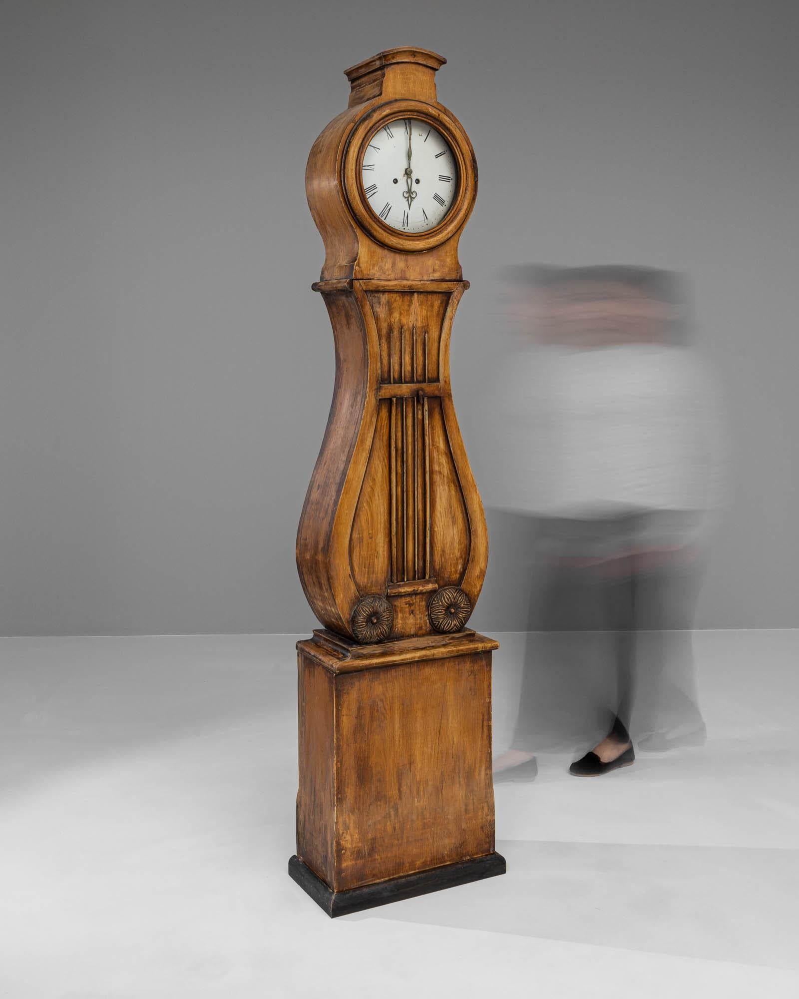 Horloge en bois suédoise du début du 19e siècle en vente 3