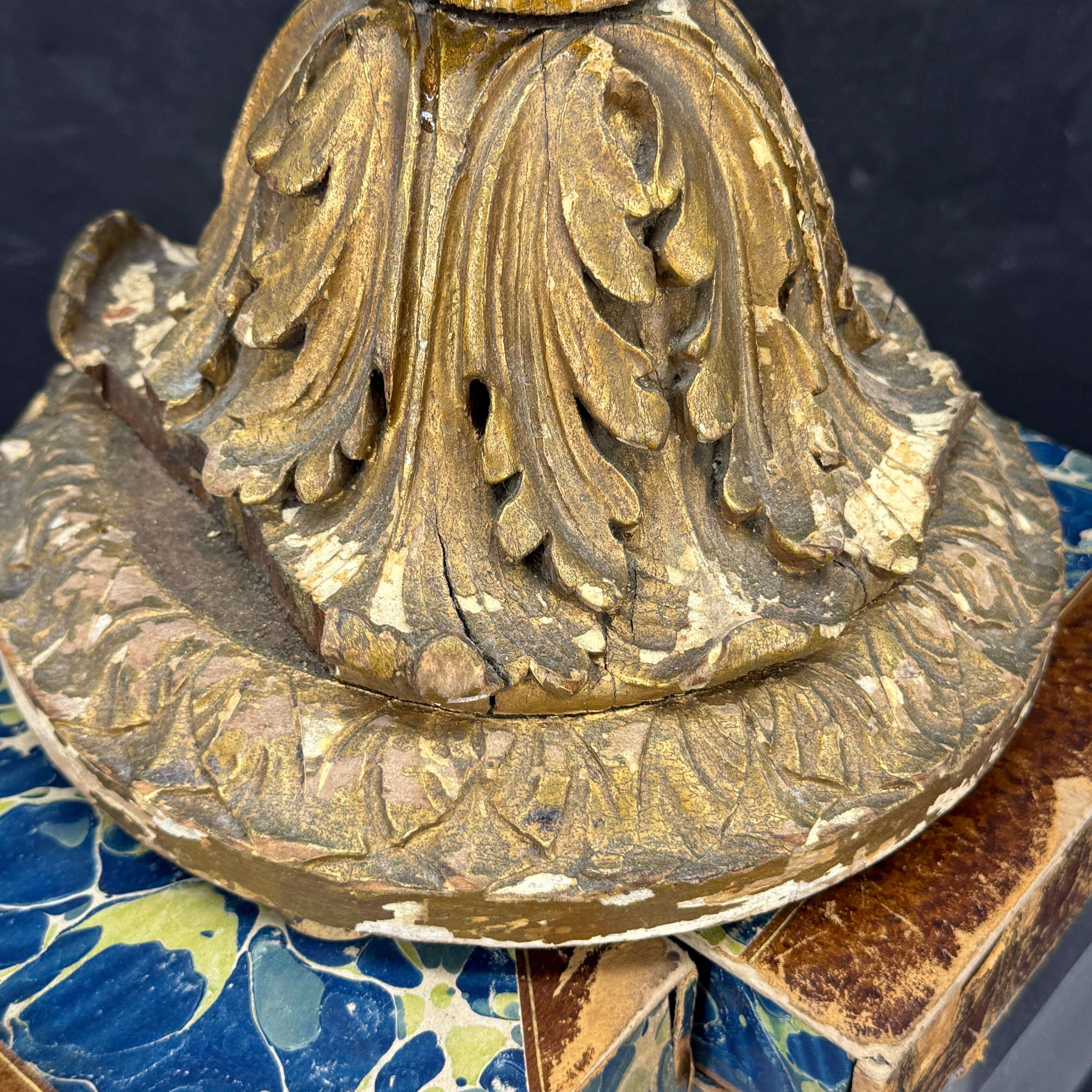 Early 19th Century Tall Italian Wood Gilded Gold Candlestick For Sale 5
