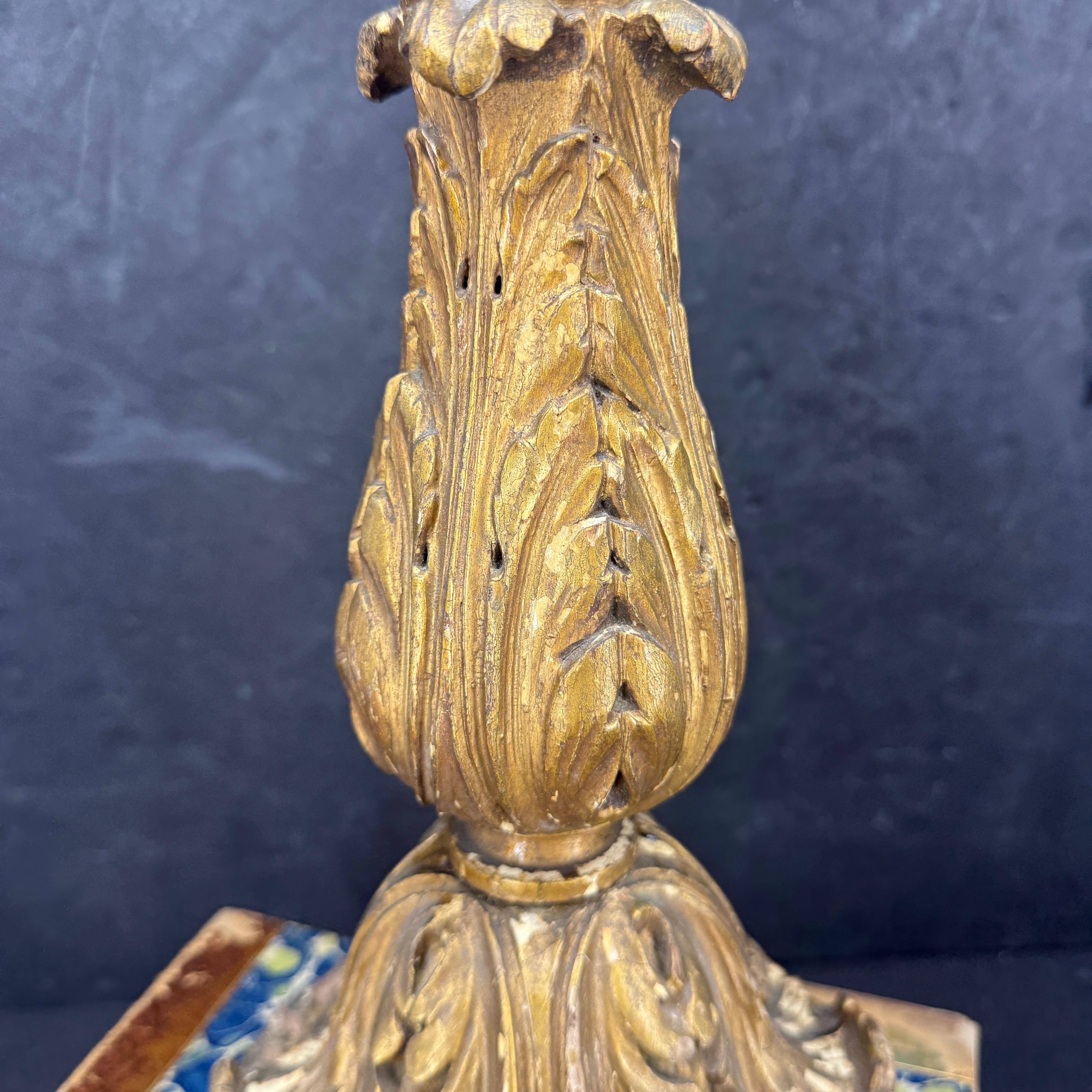 Early 19th Century Tall Italian Wood Gilded Gold Candlestick In Good Condition For Sale In Haddonfield, NJ