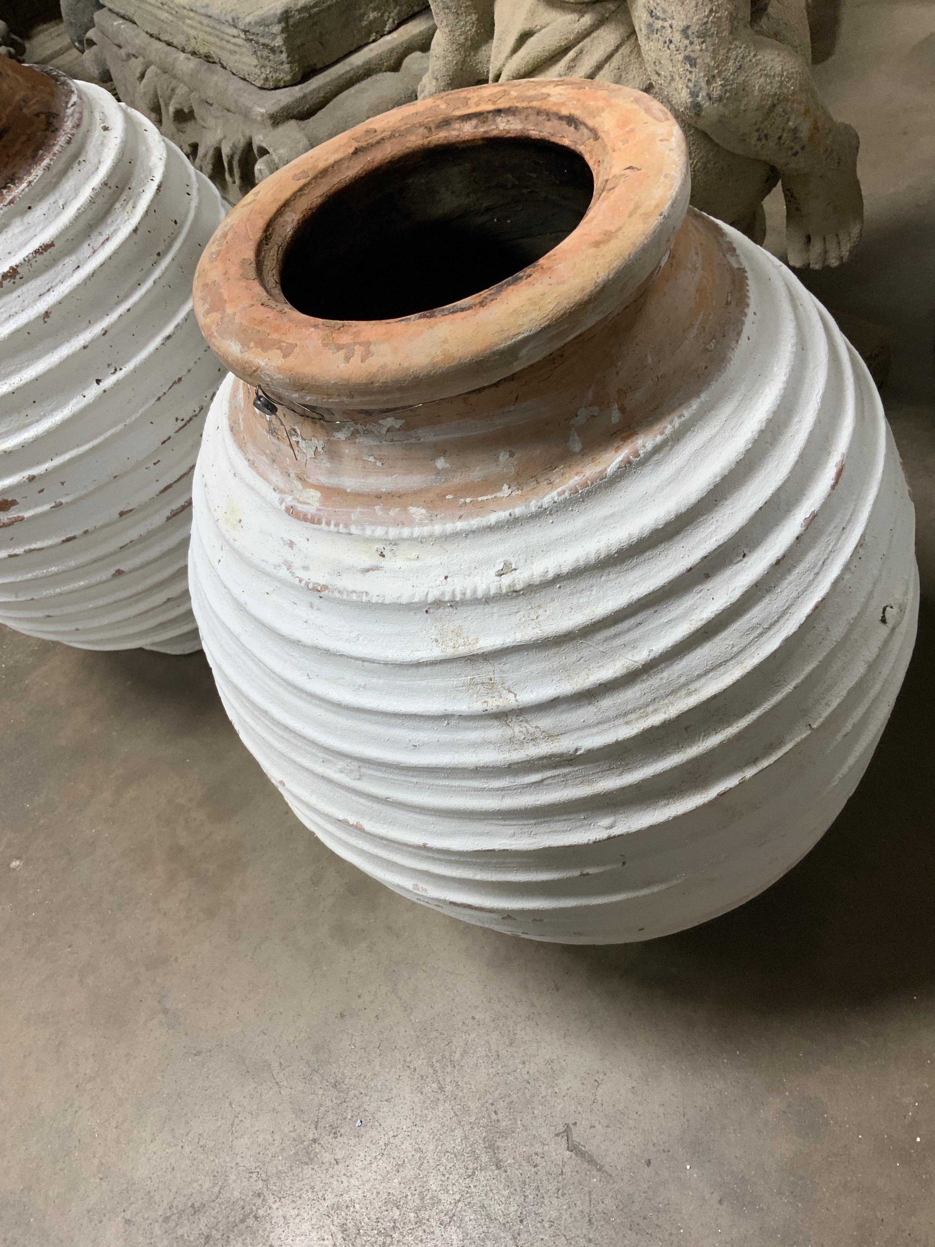 Early 19th Century Terracotta Urn In Good Condition For Sale In Dallas, TX