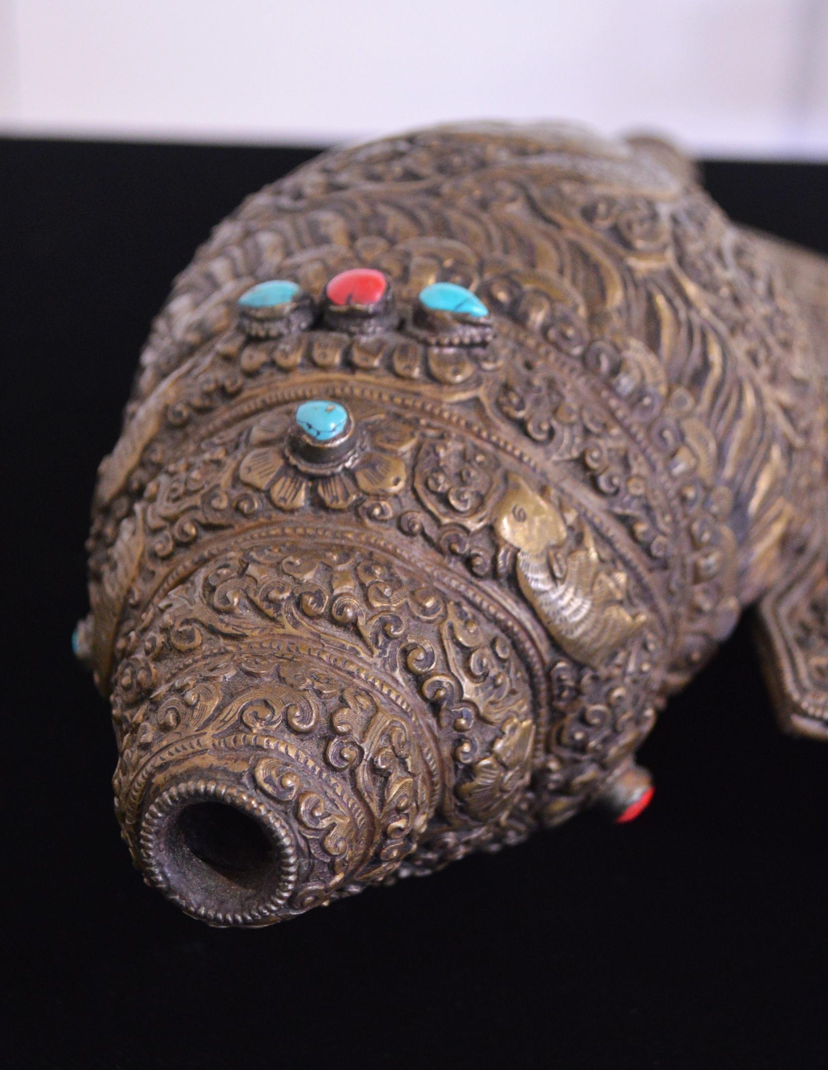 Early-19th Century Tibetan Bronze Trumpet For Sale 4