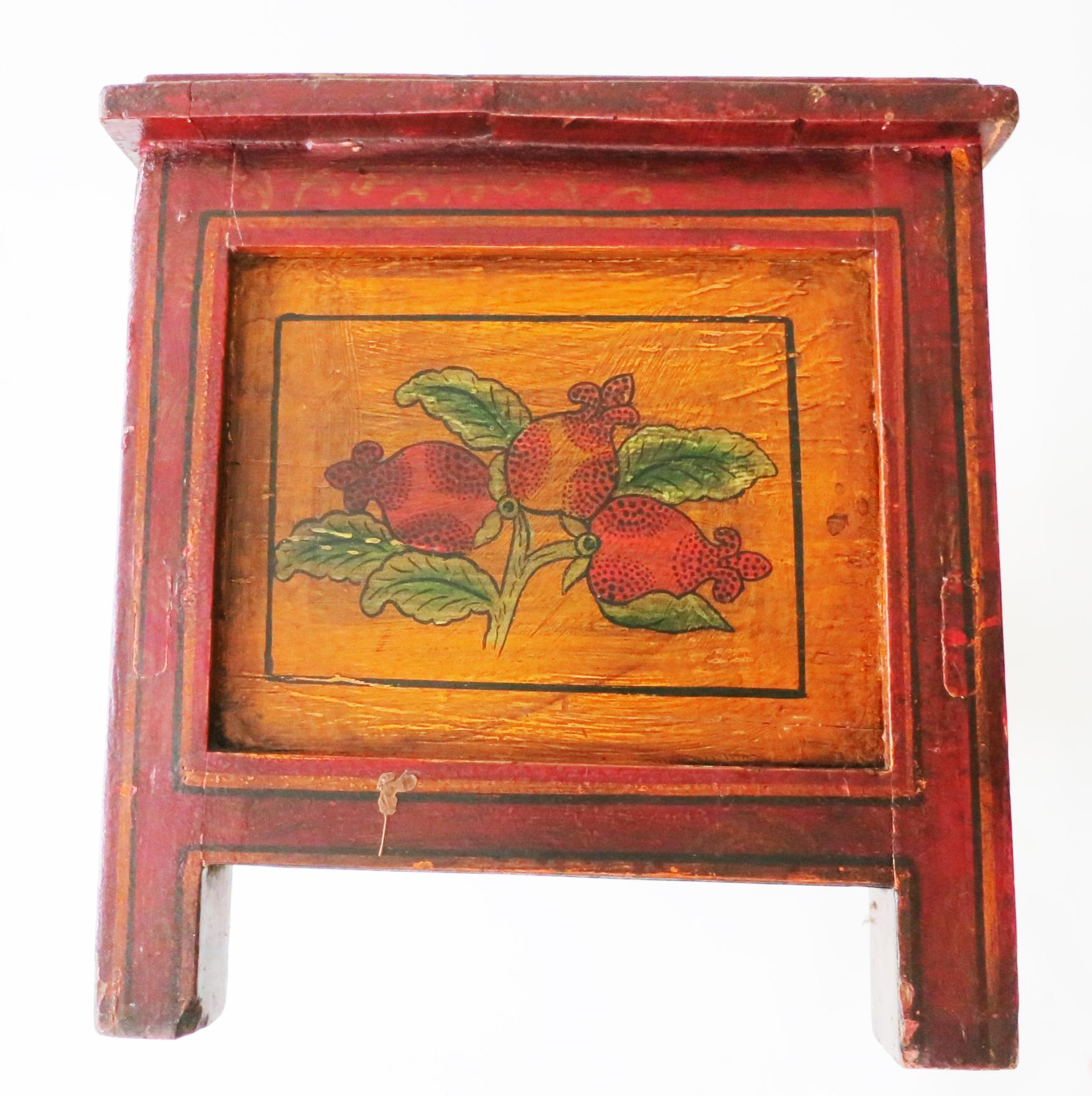 Early 19th Century Tibetan Painted Bible Table For Sale 11