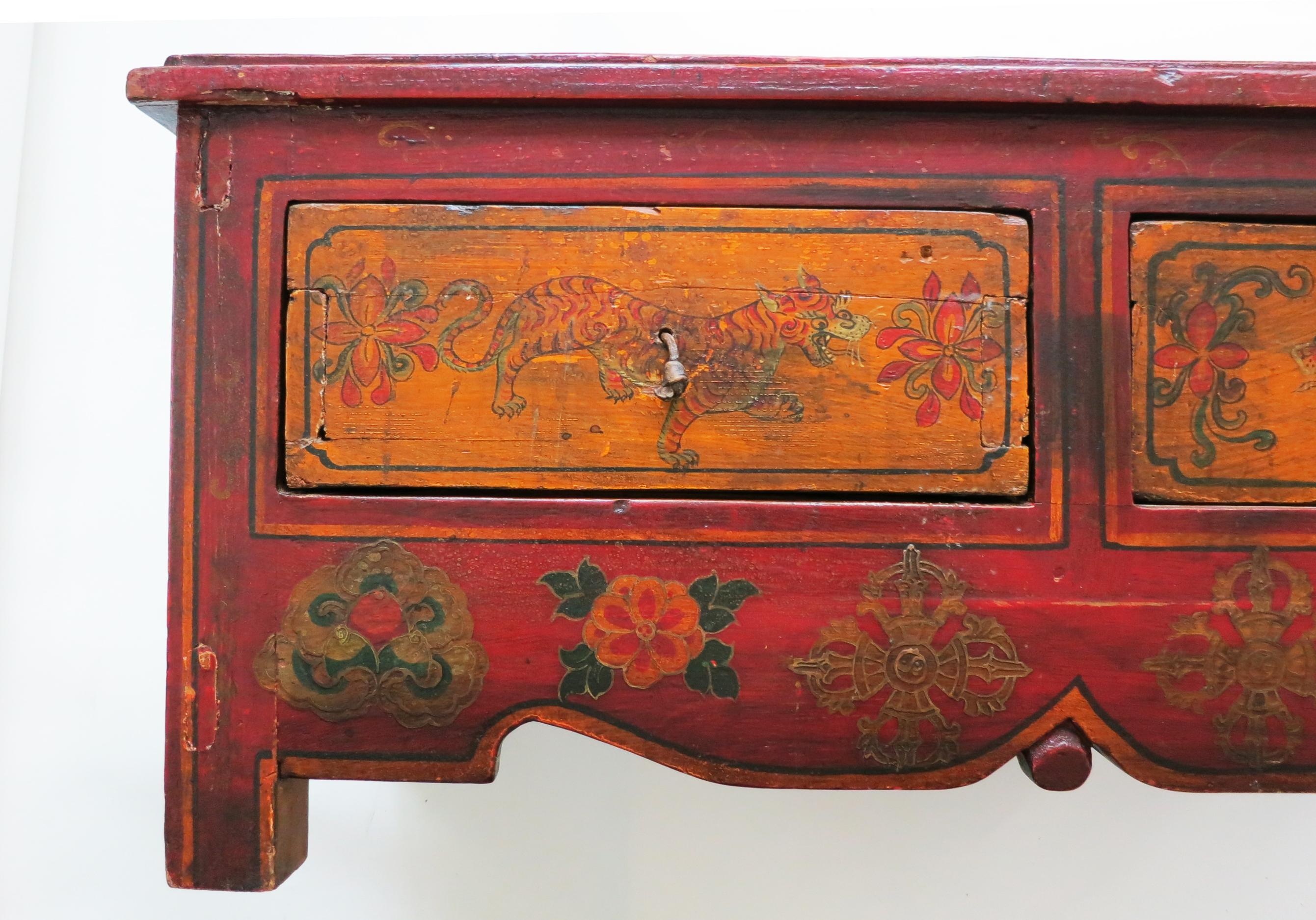XIXe siècle Table biblique peinte tibétaine du début du 19ème siècle en vente
