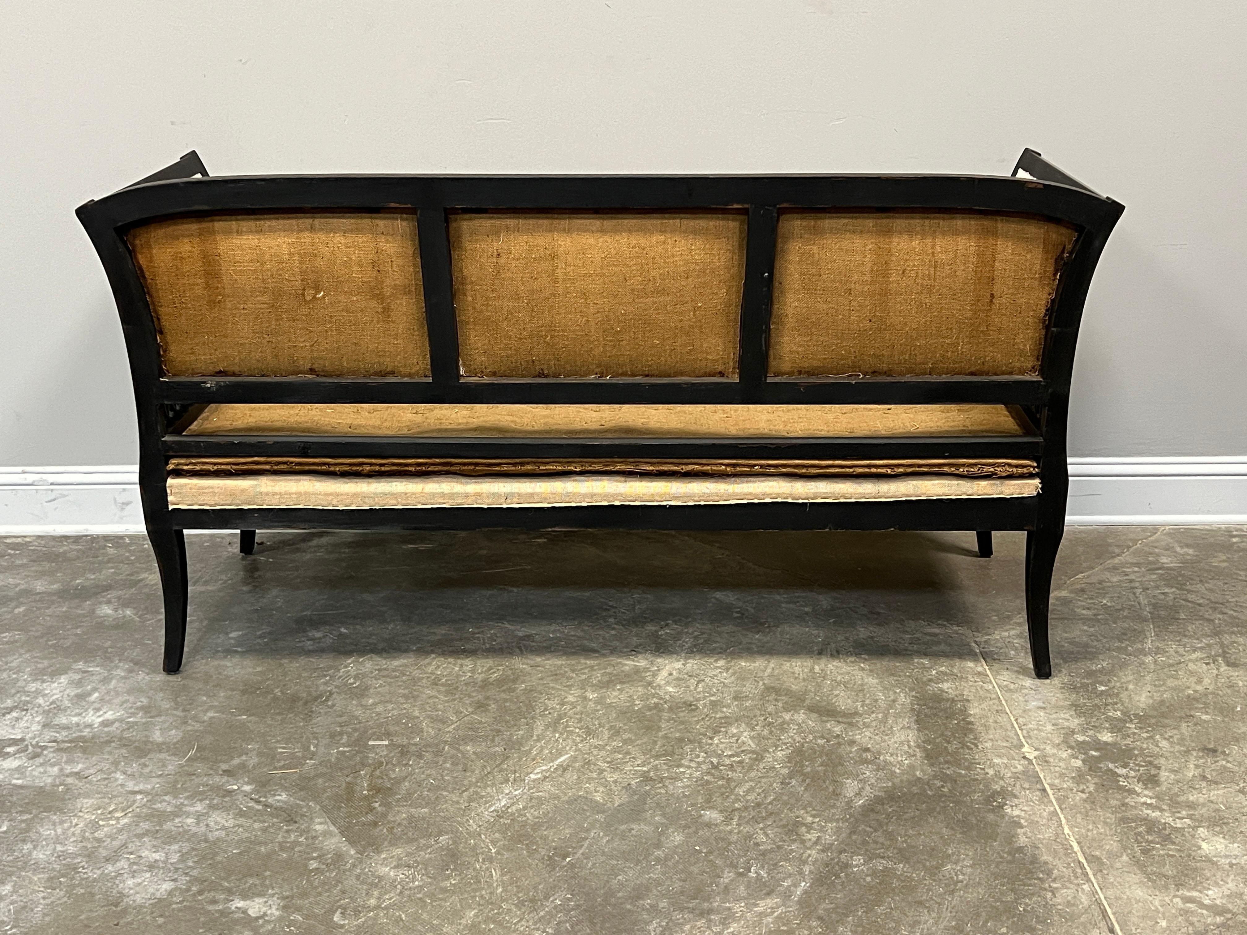 Early 19th Century Transition Directoire to Empire Style French Settee For Sale 3