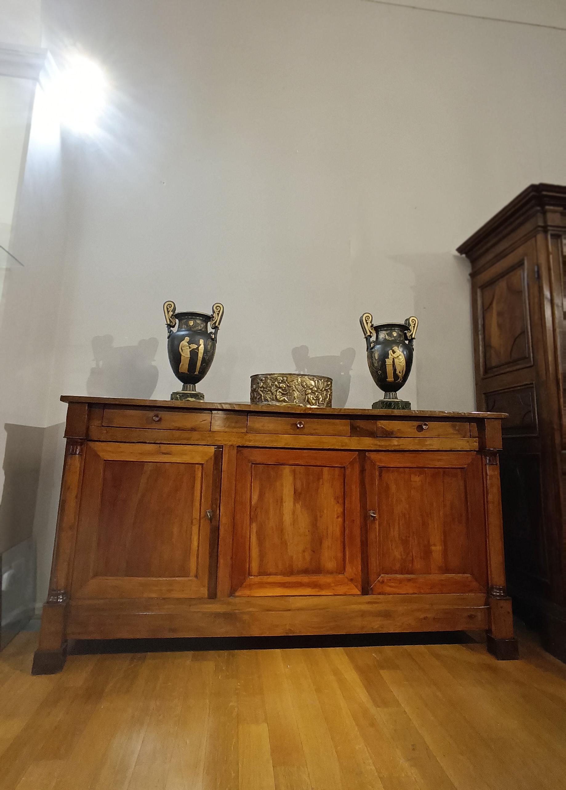 EARLY 19th CENTURY TUSCAN EMPIRE SIDEBOARD For Sale 7