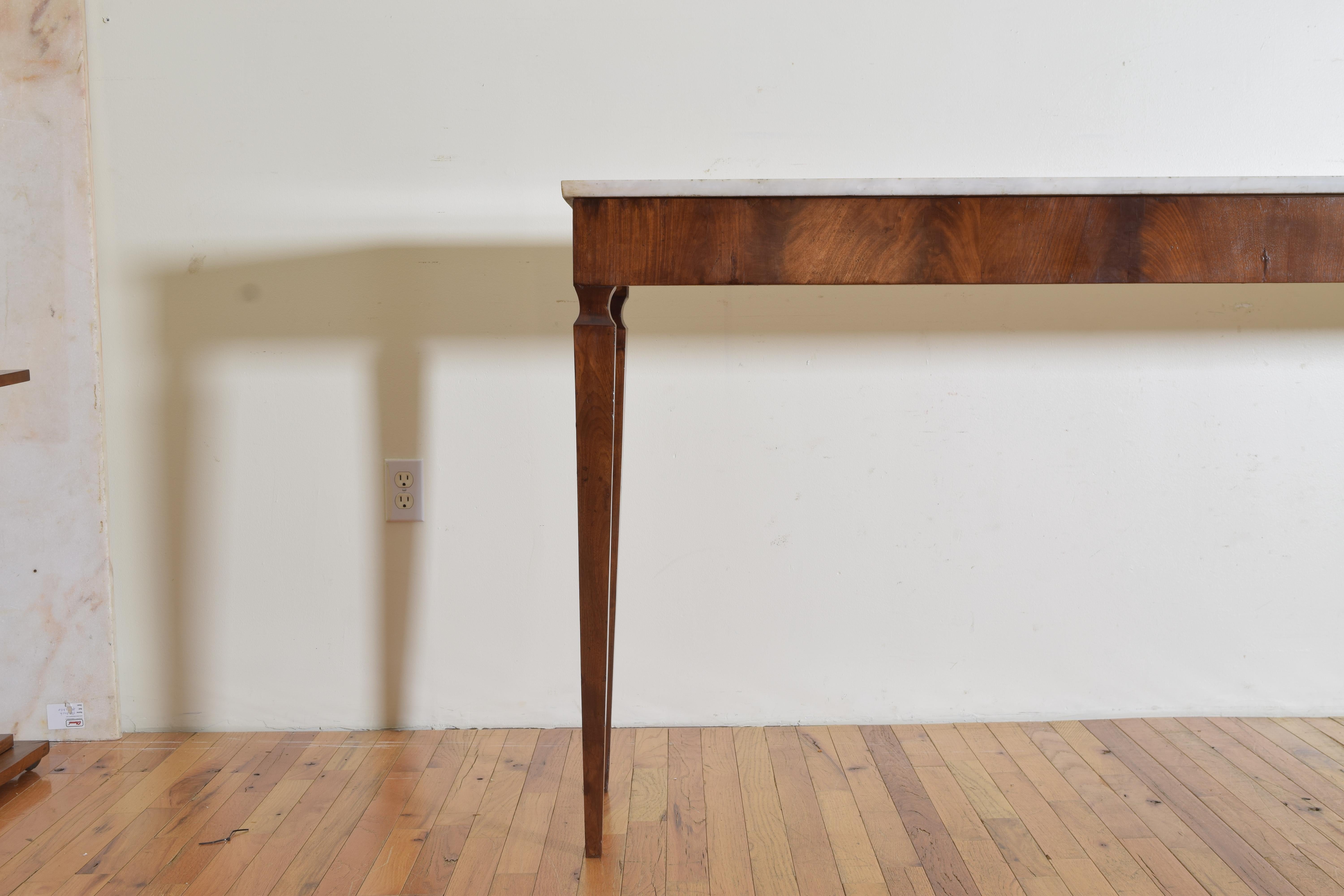 Early 19th Century Tuscan Walnut Veneered and Marble-Top Shallow Console Table In Good Condition In Atlanta, GA