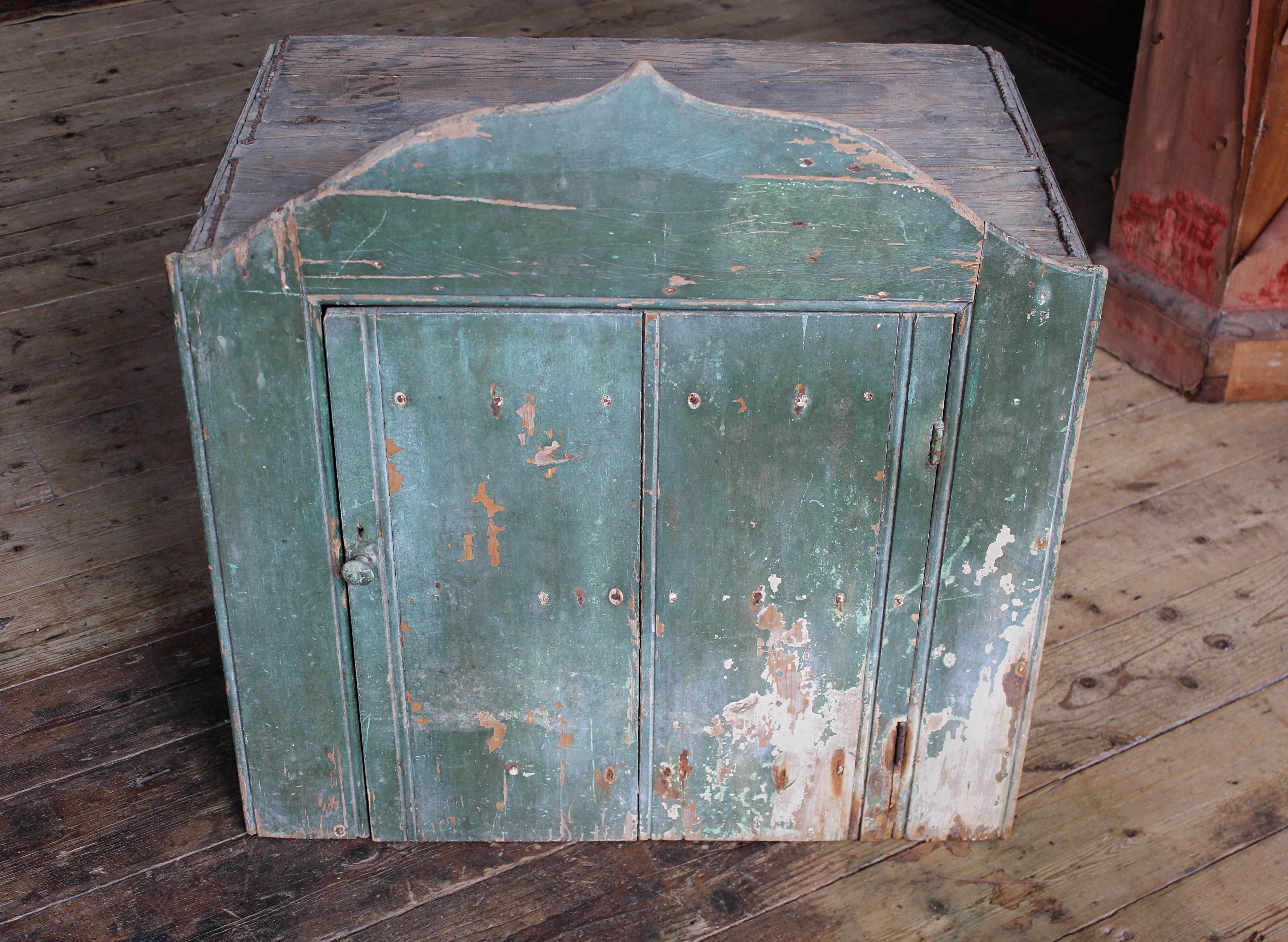 Early 19th Century Vernacular Primitive Green Cupboard Kitchen Country House  For Sale 6