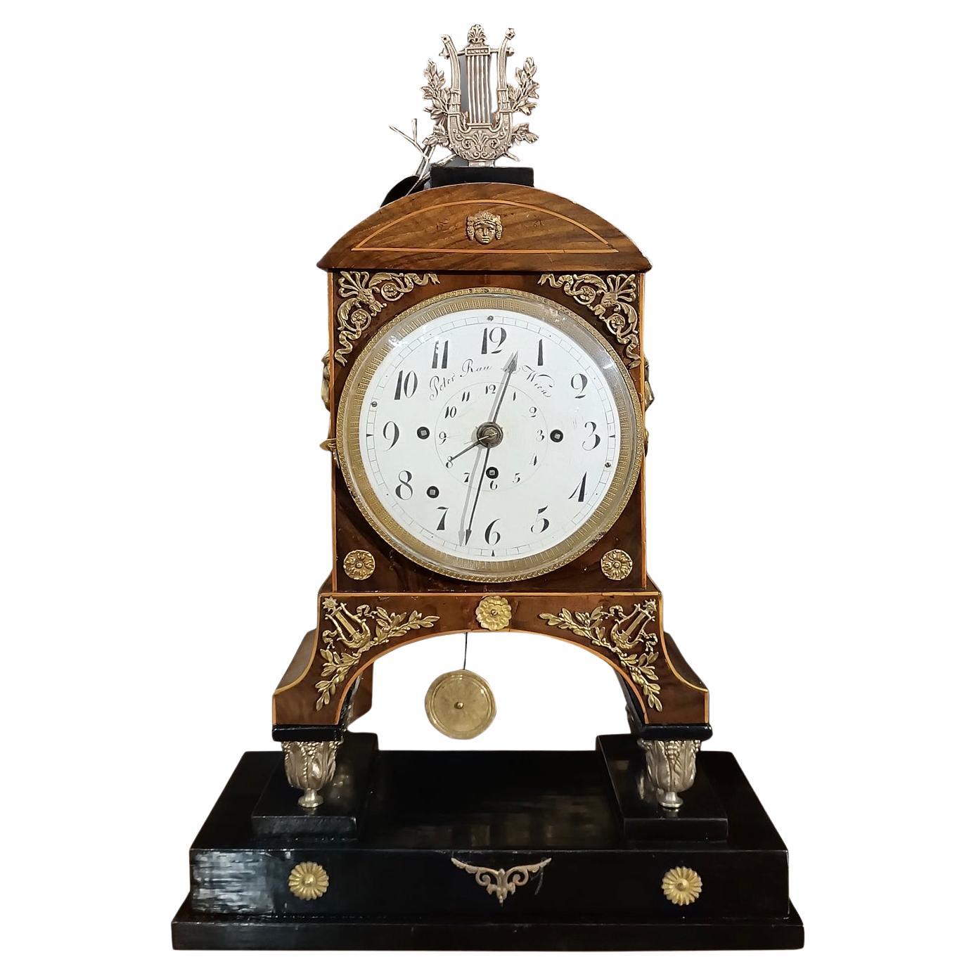 Reloj del imperio vietnamita de principios del siglo xix
