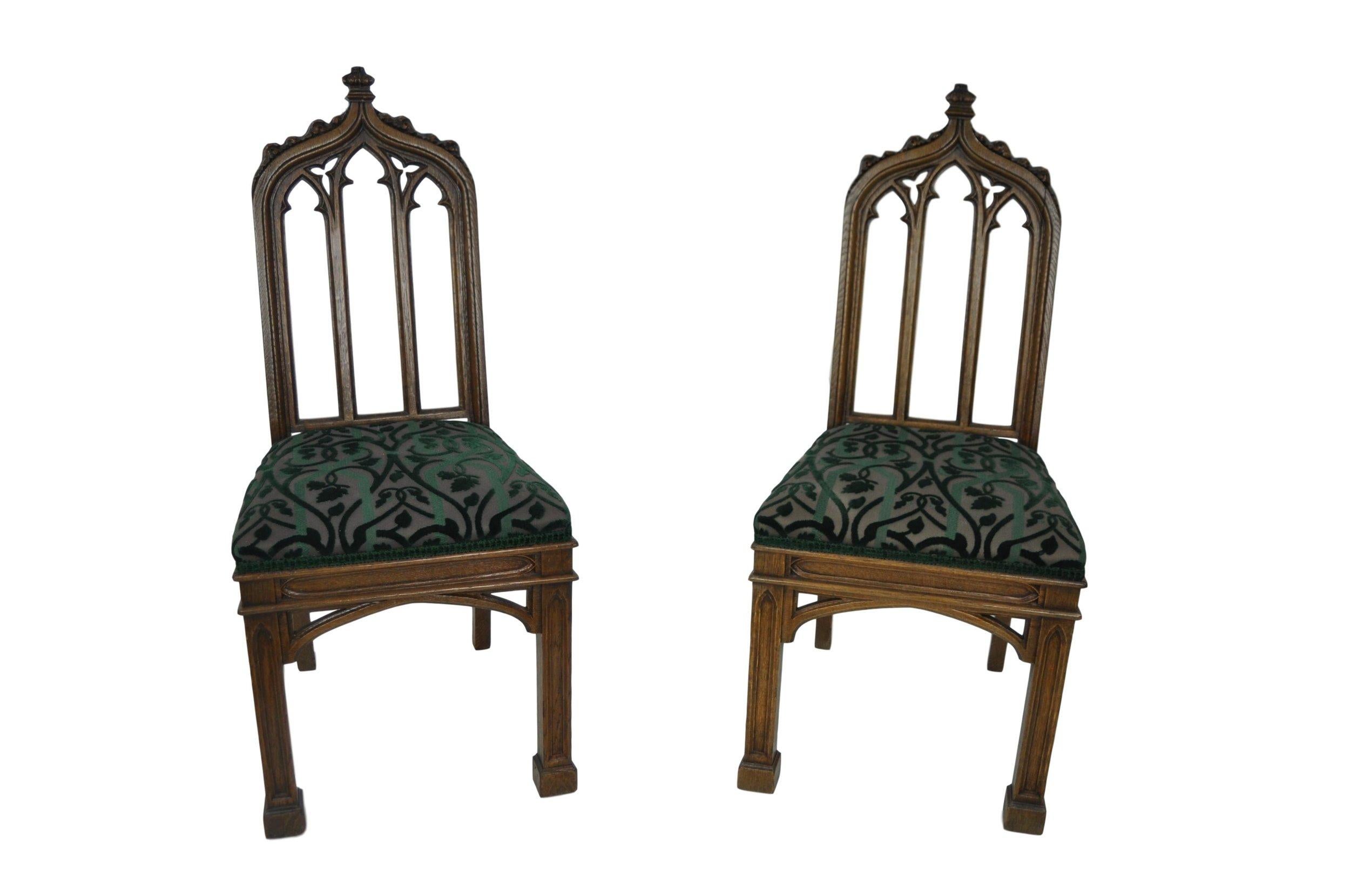 Beautiful set of six 19th century Gothic Revival dining room chairs in velvet green ivy upholstery.